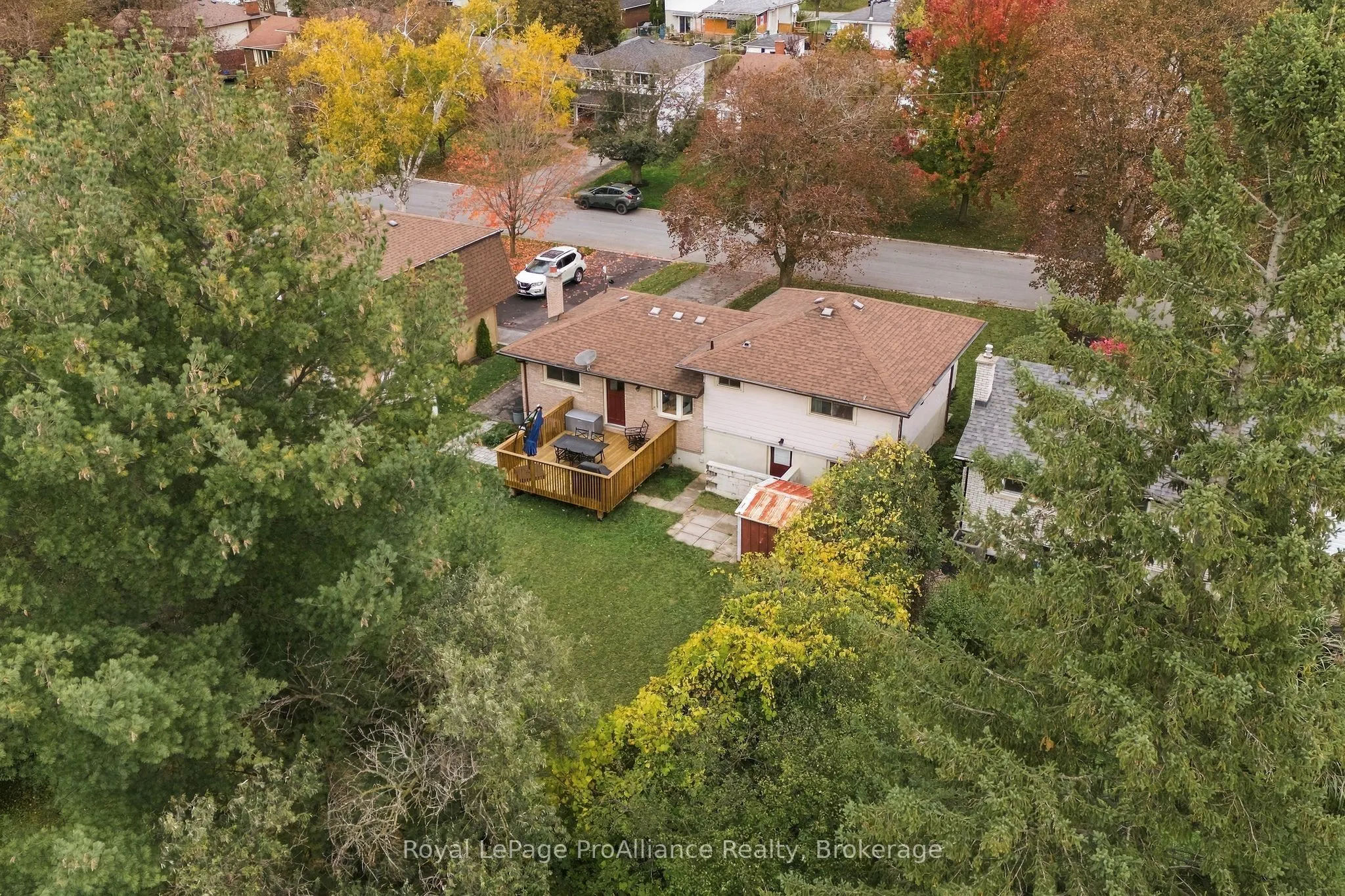 12 Thorncliffe Drive