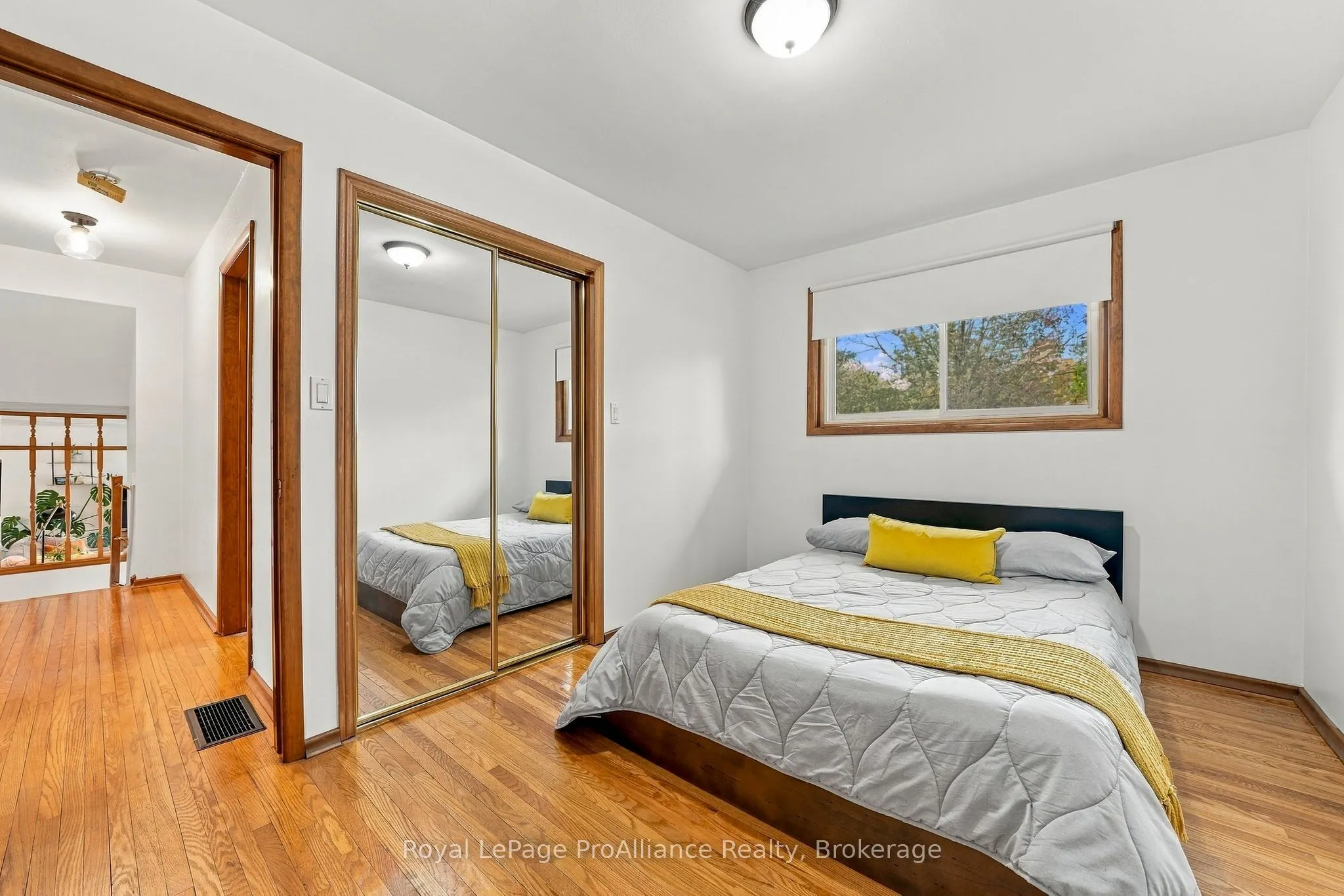 12 Thorncliffe Drive