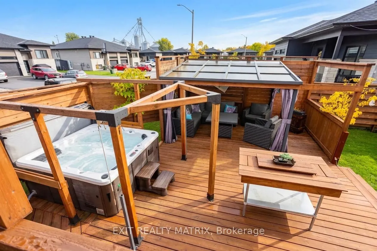 203 Filion Street