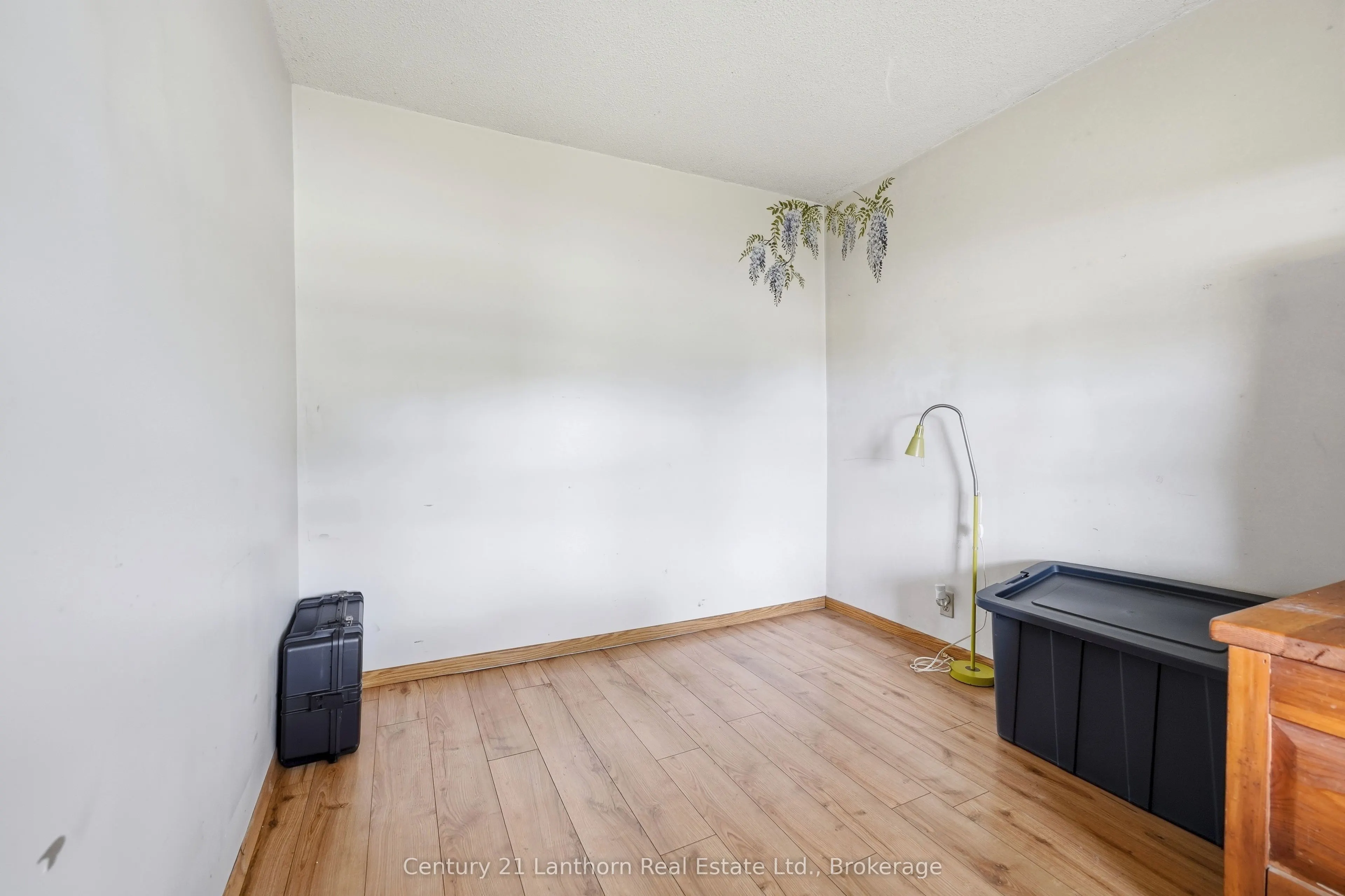 1504 Vanderwater Road
