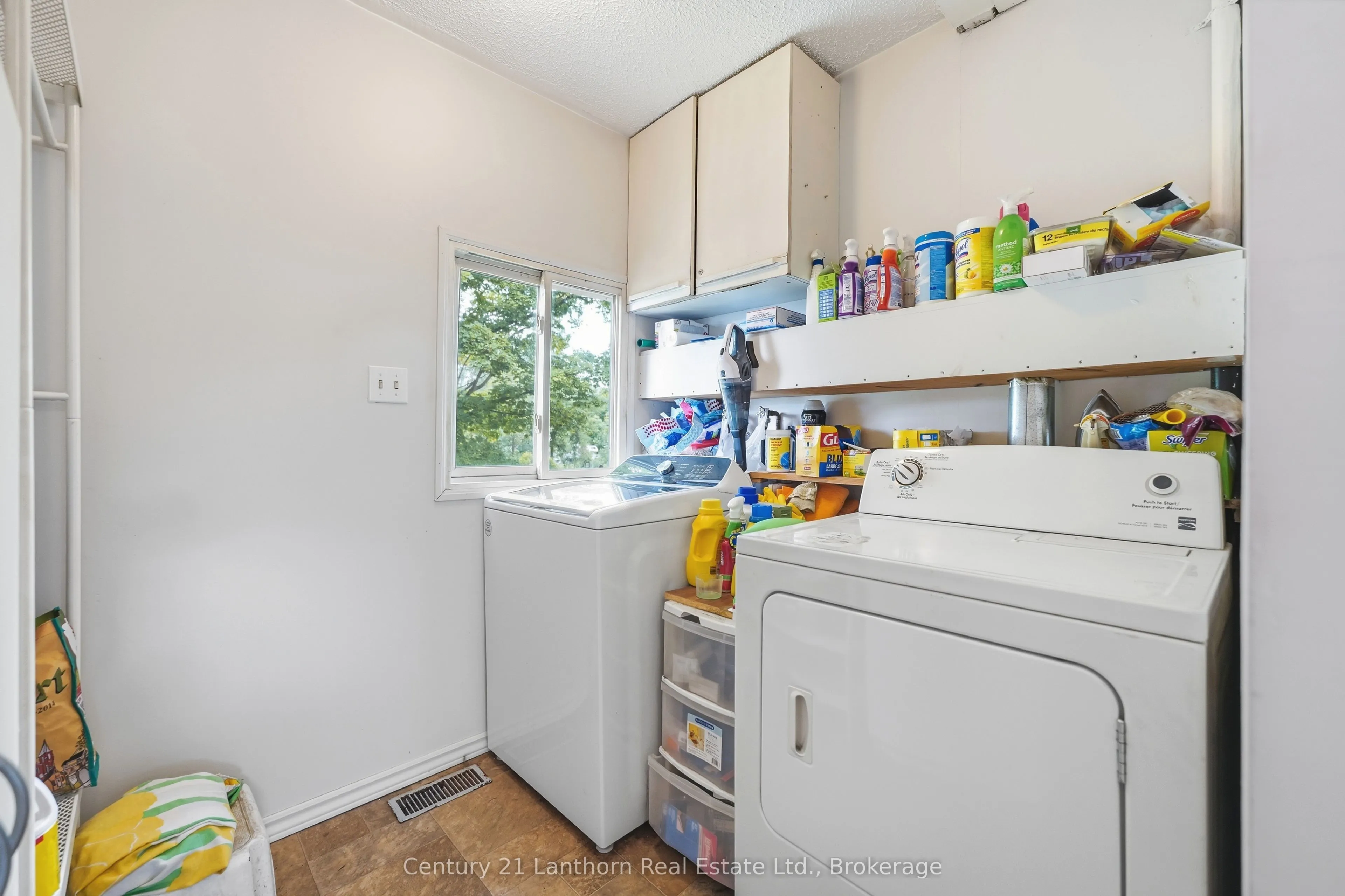 1504 Vanderwater Road