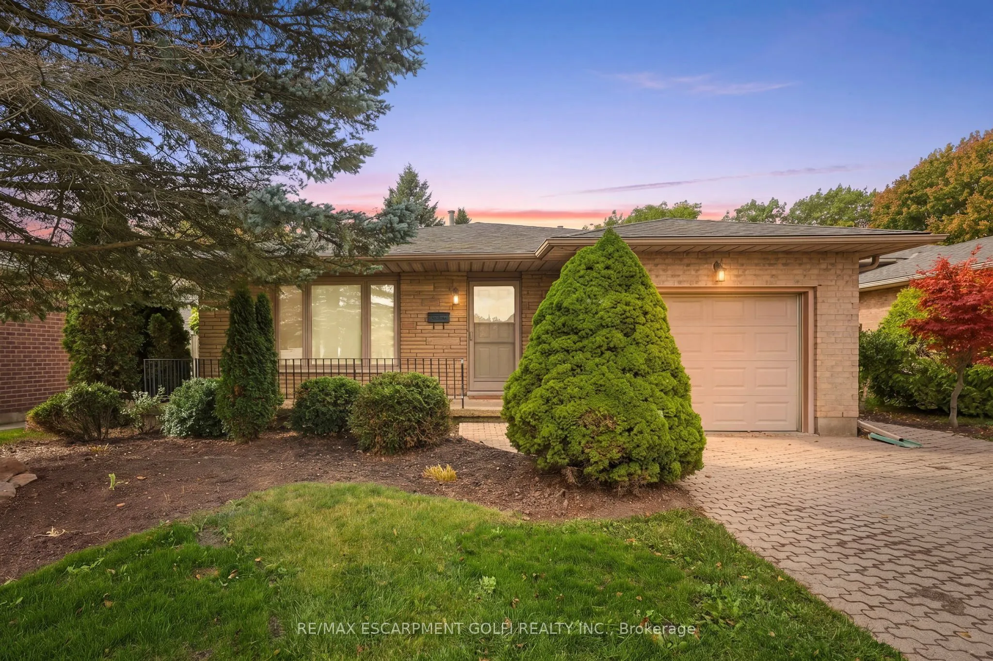 84 Larchwood Circle