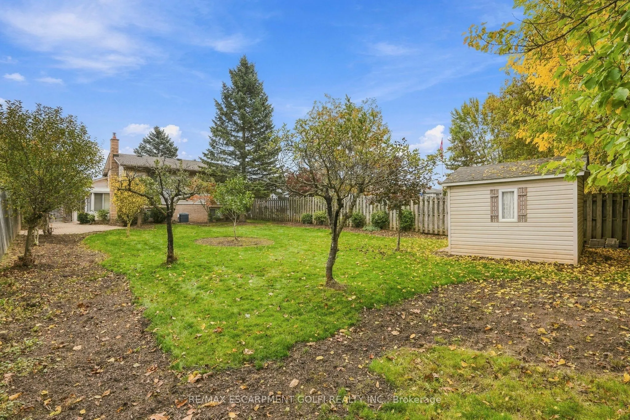 84 Larchwood Circle