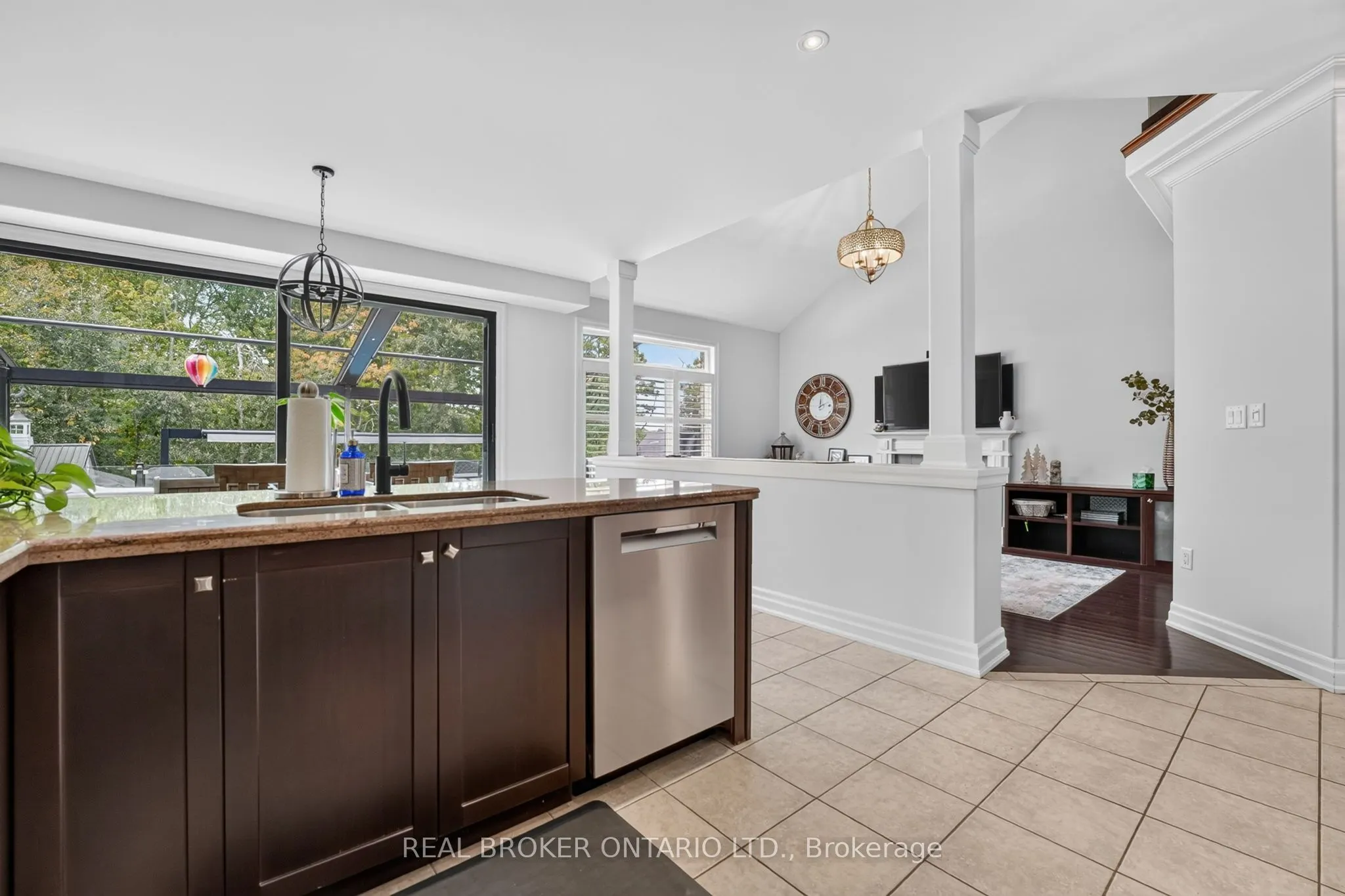 4088 Highland Park Drive
