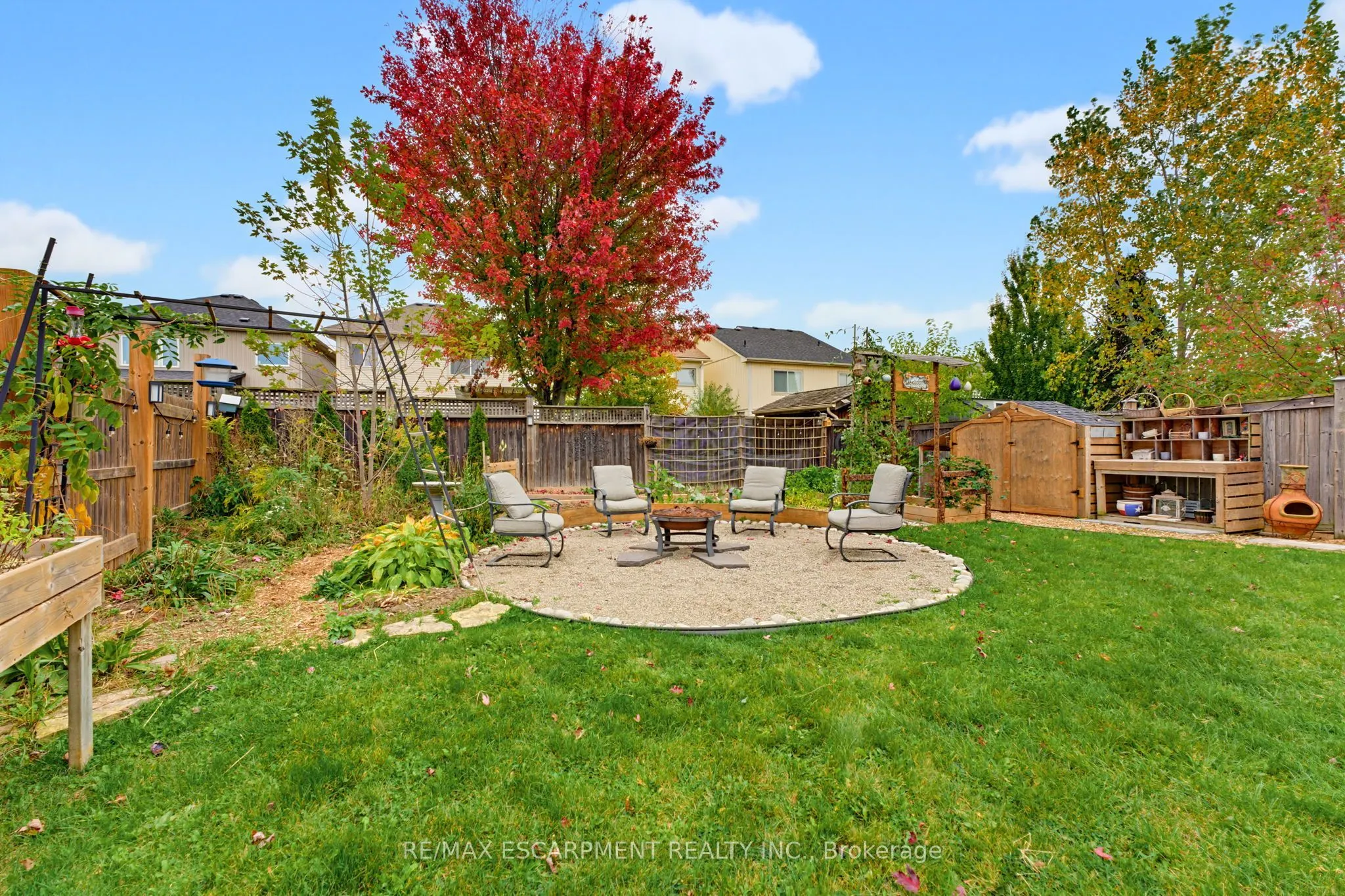 63 Golden Iris Crescent
