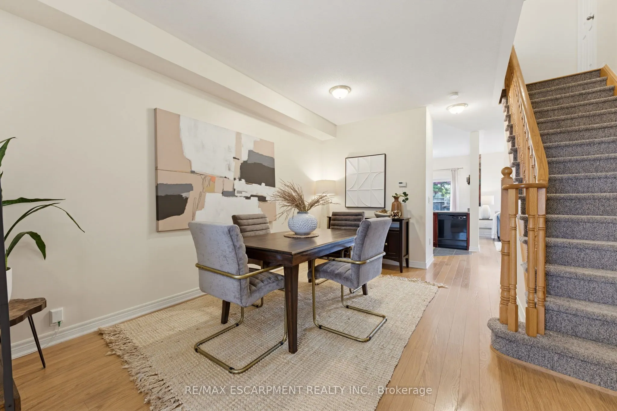 63 Golden Iris Crescent