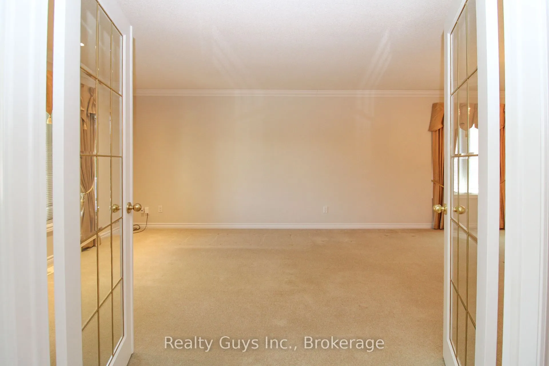 1682 Keppler Crescent