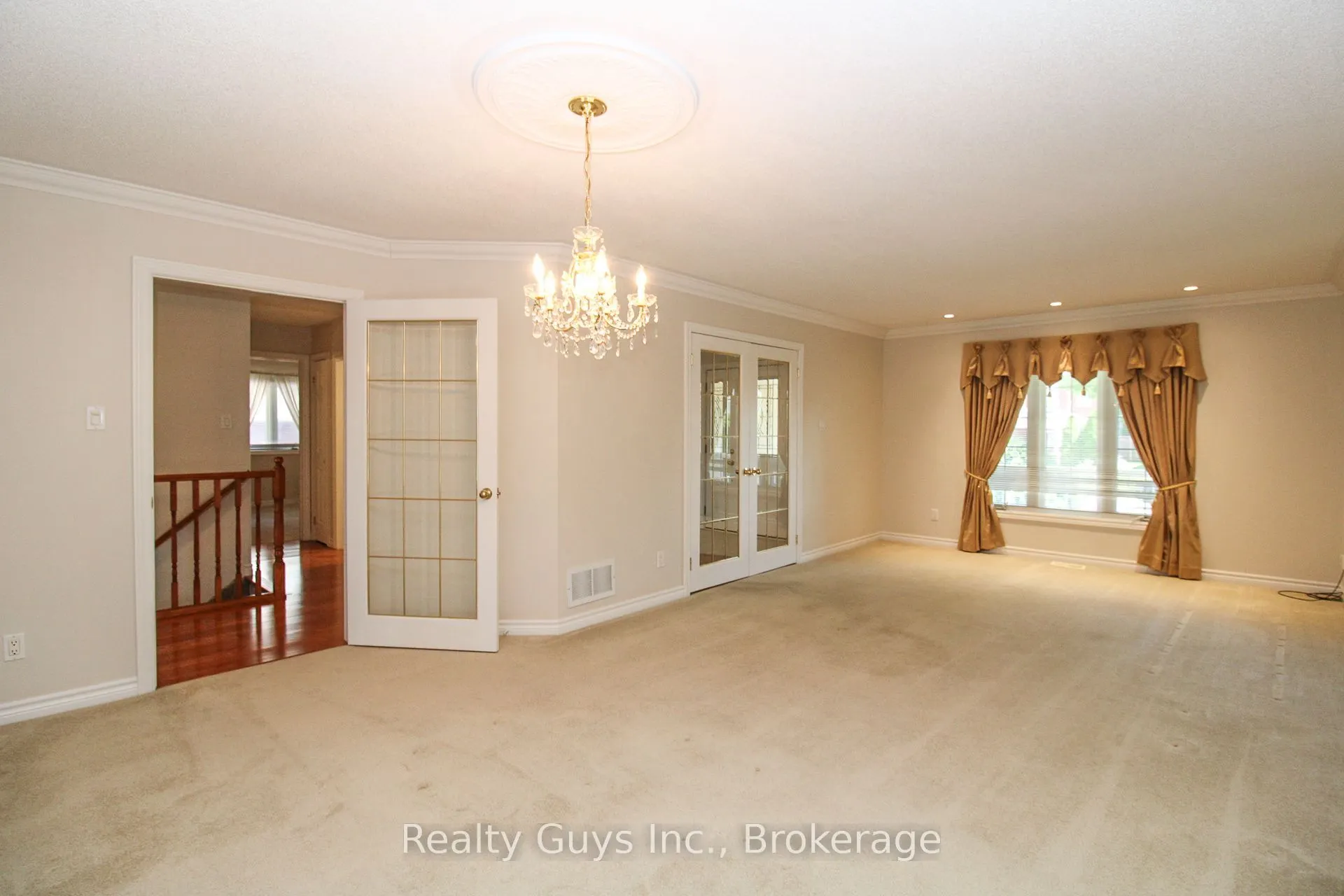 1682 Keppler Crescent