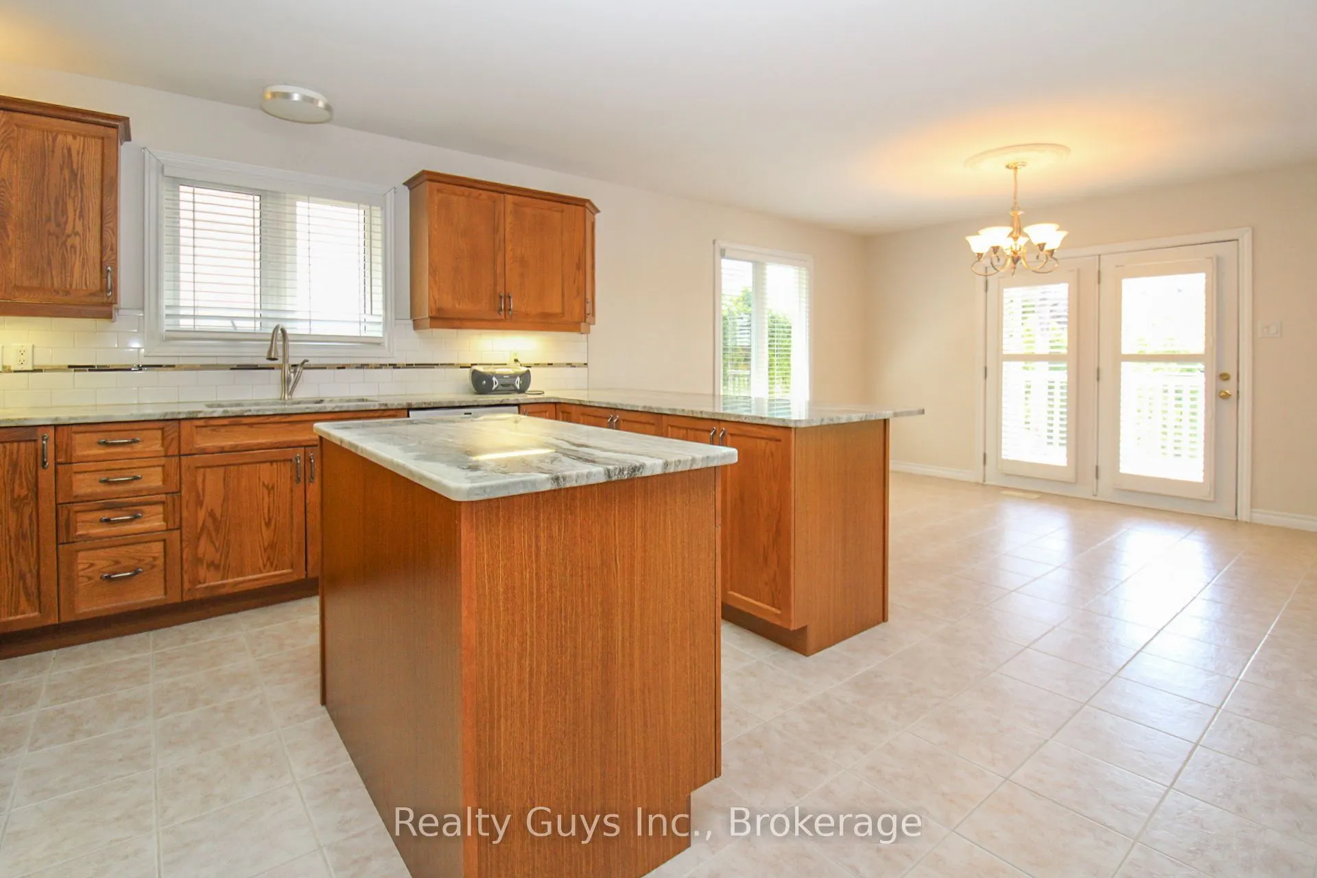 1682 Keppler Crescent