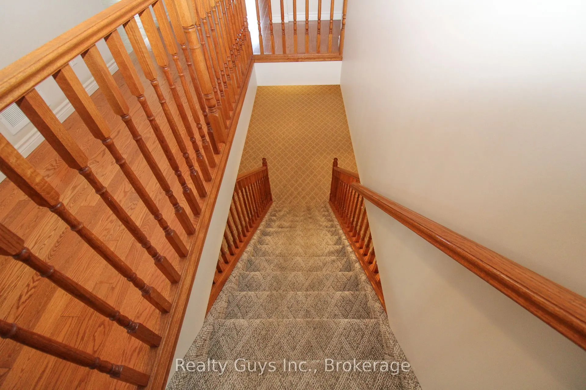 1682 Keppler Crescent