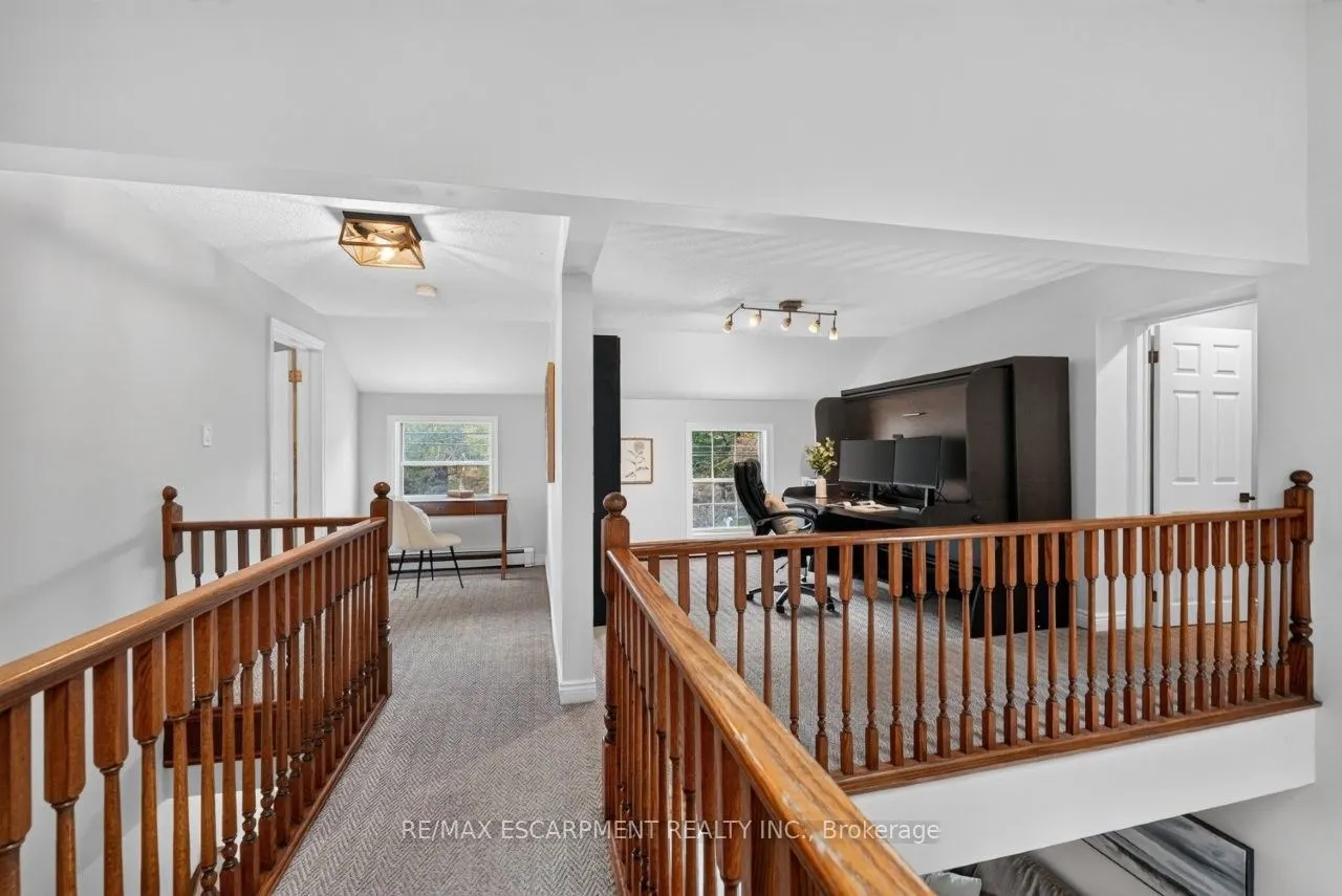 173 Main Street W