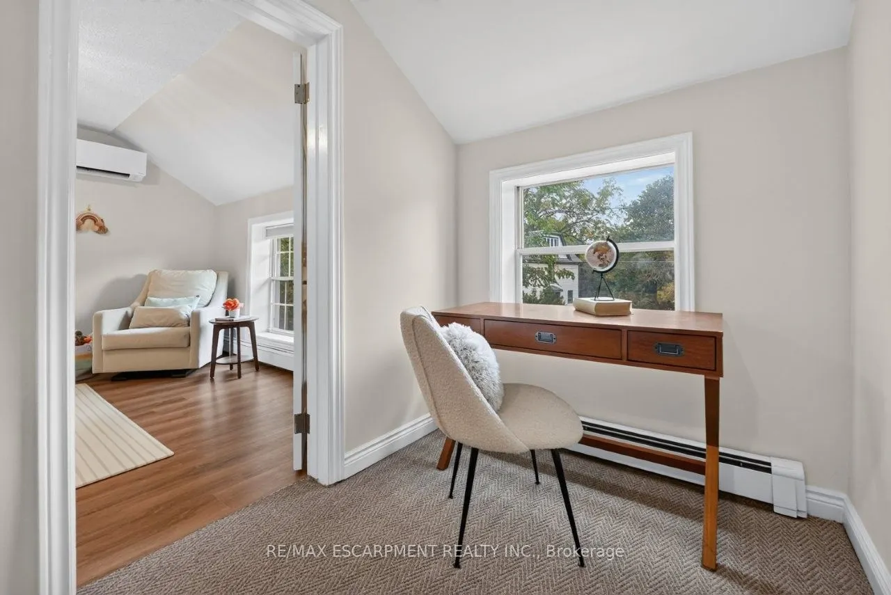 173 Main Street W