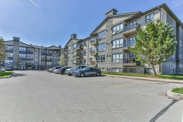 5 JACKSWAY Crescent #104