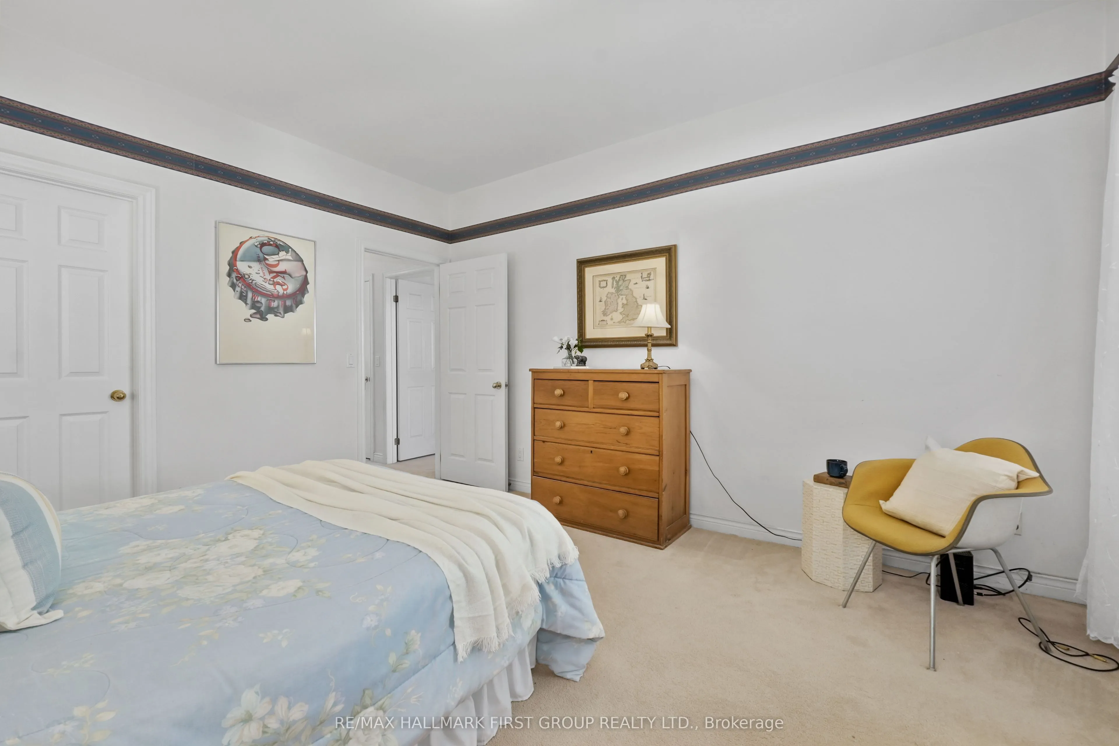 95 Robert's Row #107