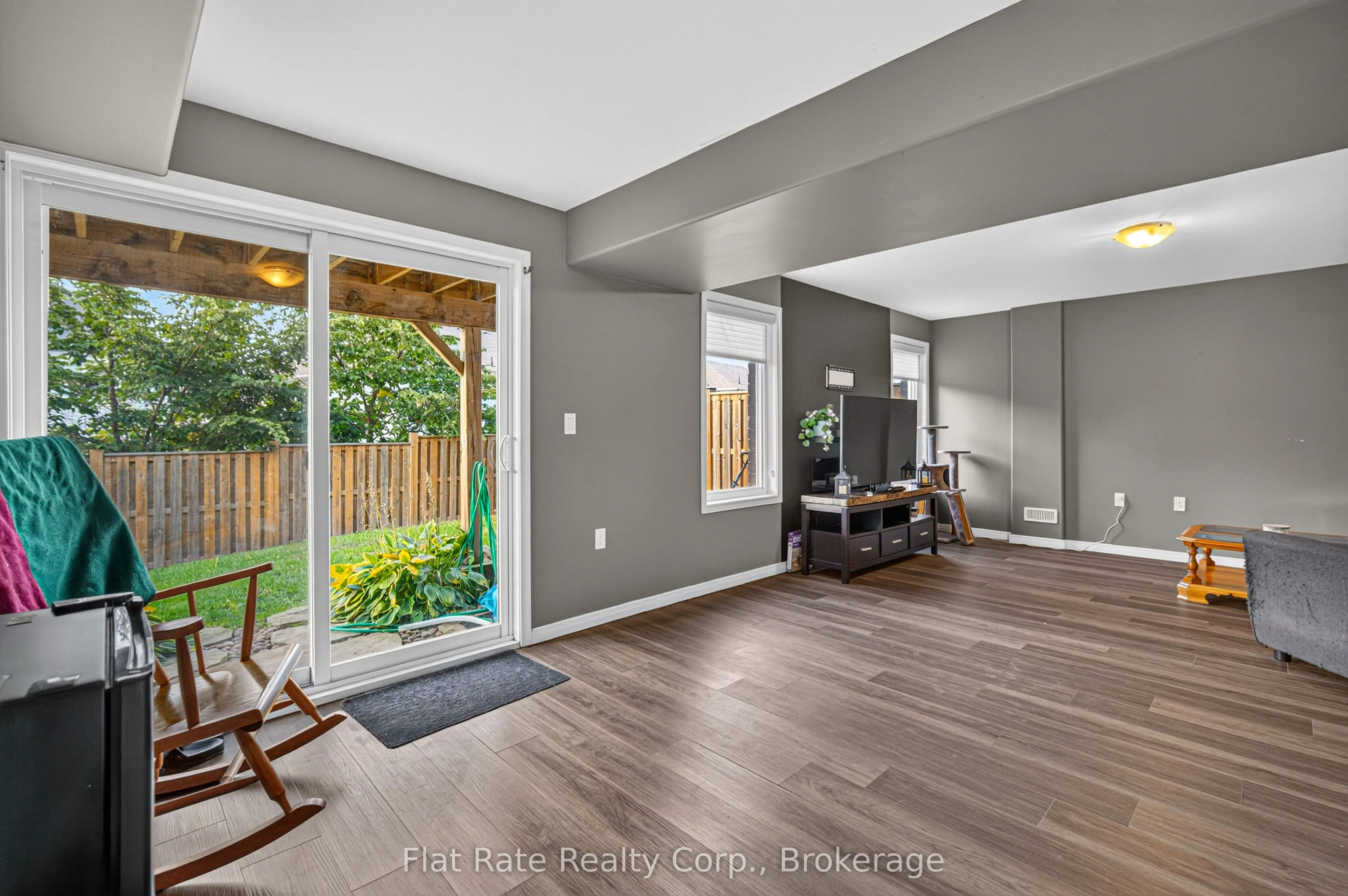 276 LOUDEN Terrace