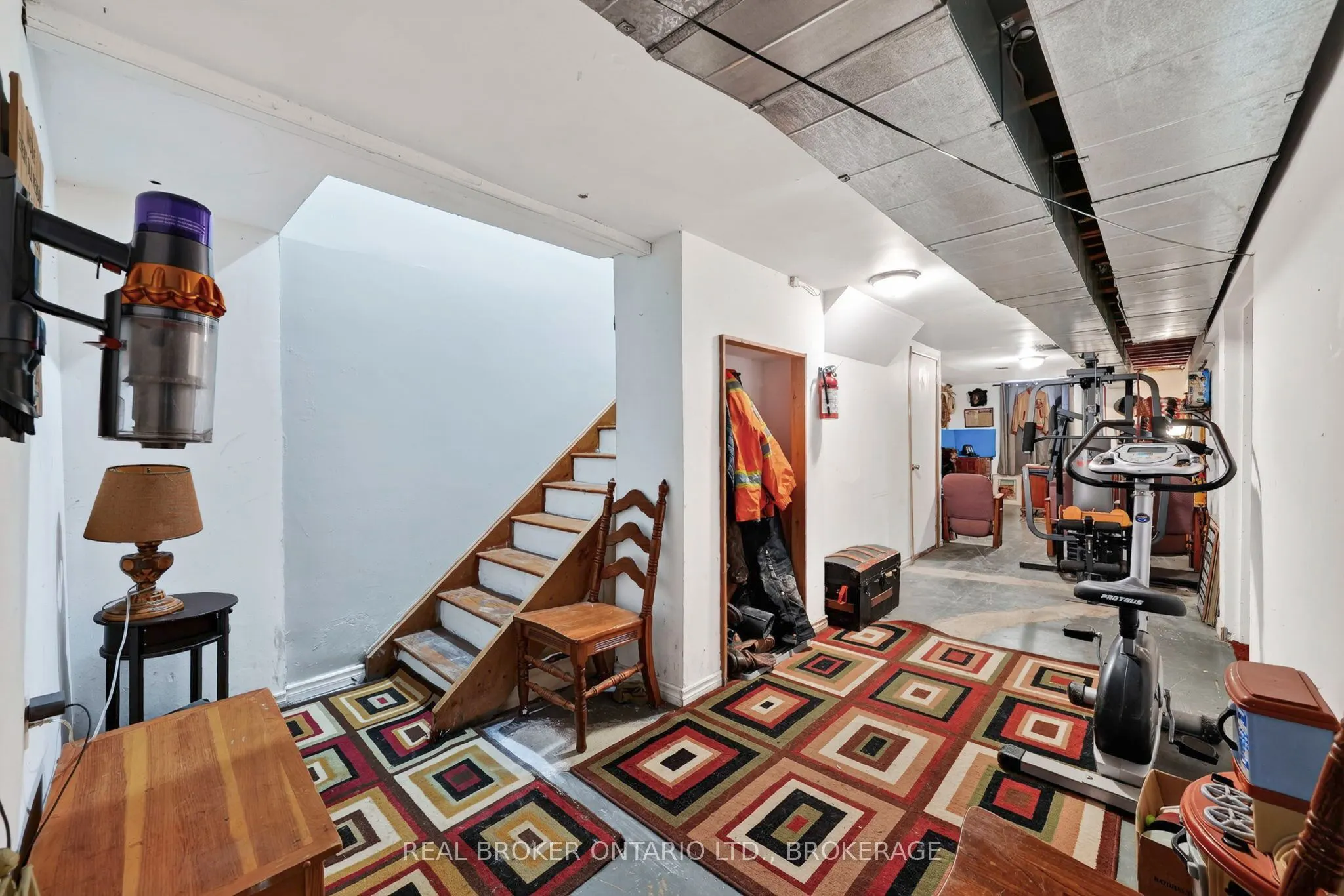15 Gray Avenue
