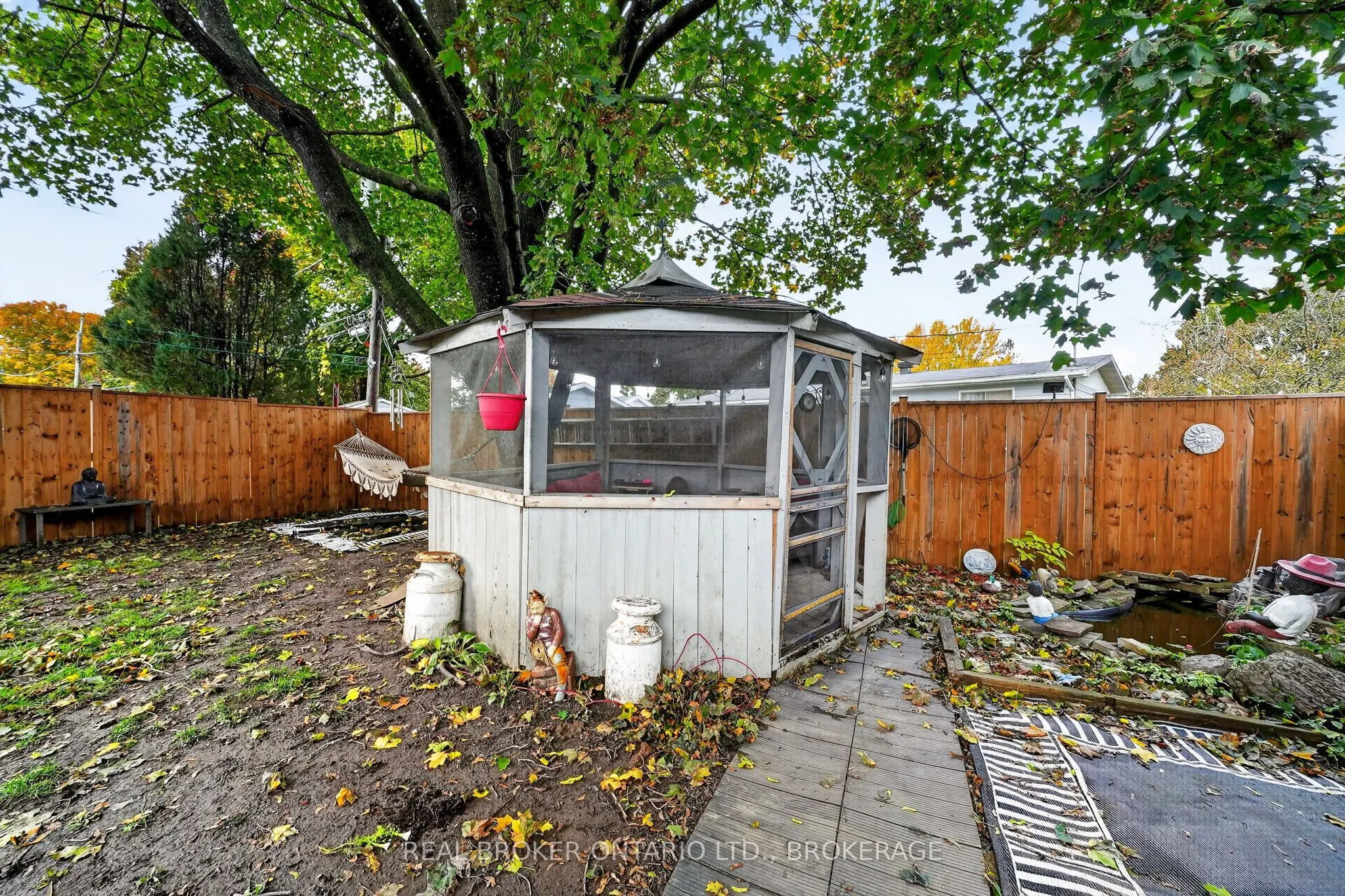15 Gray Avenue