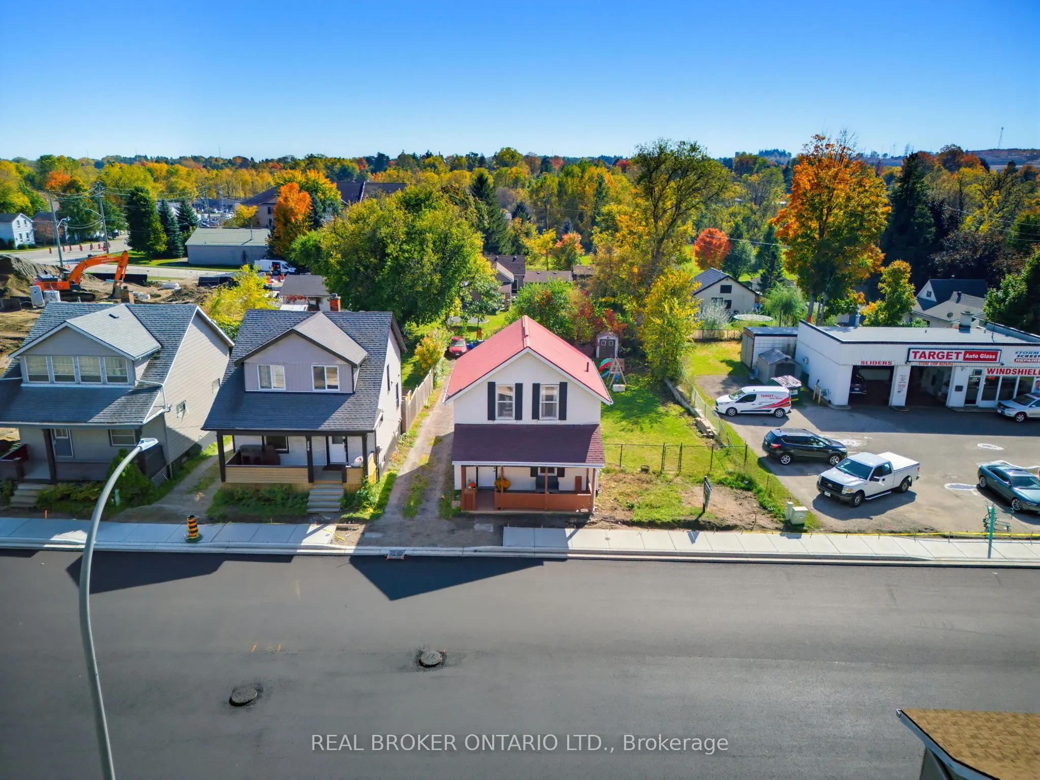 256 Dundas Street