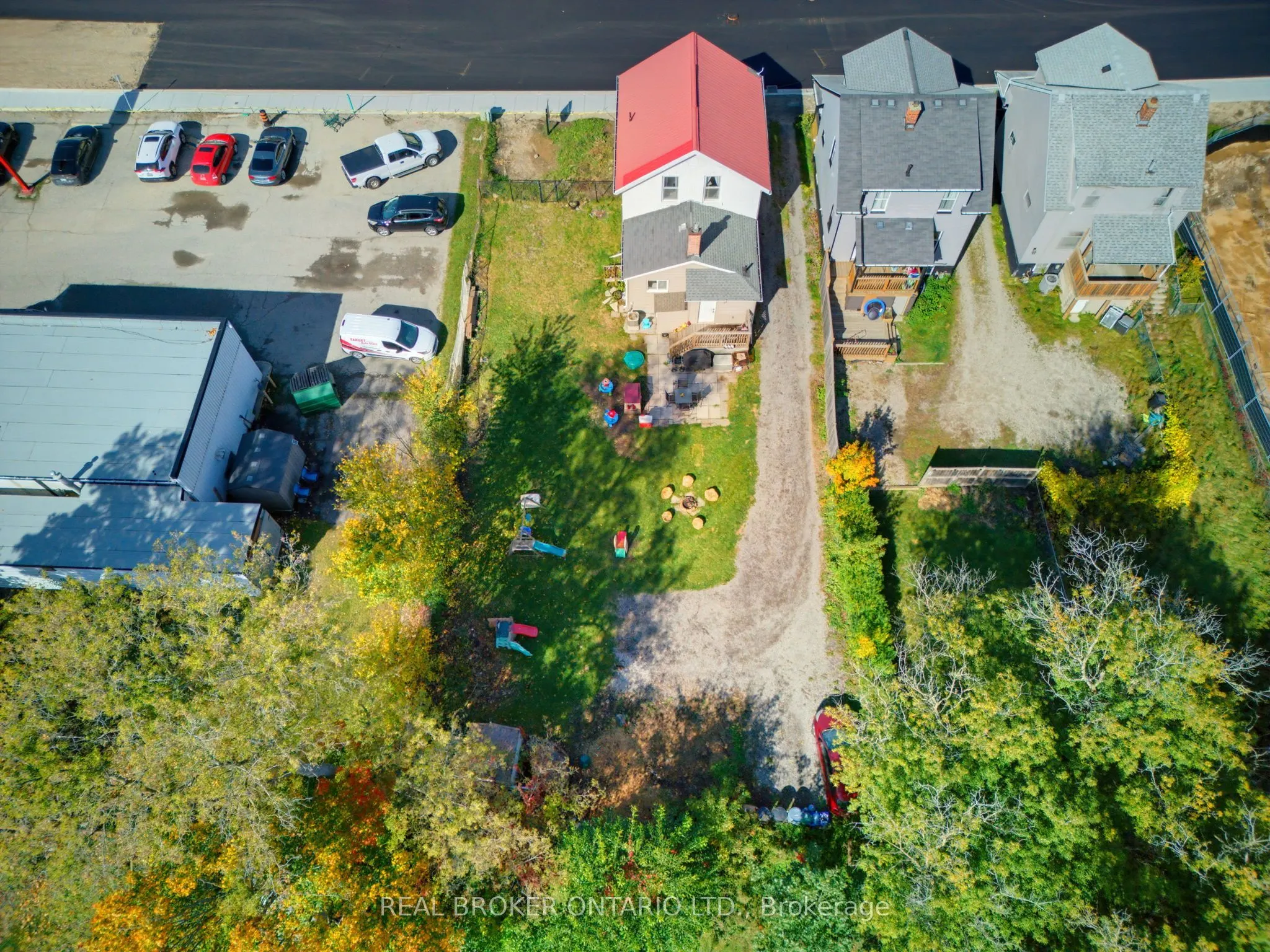 256 Dundas Street