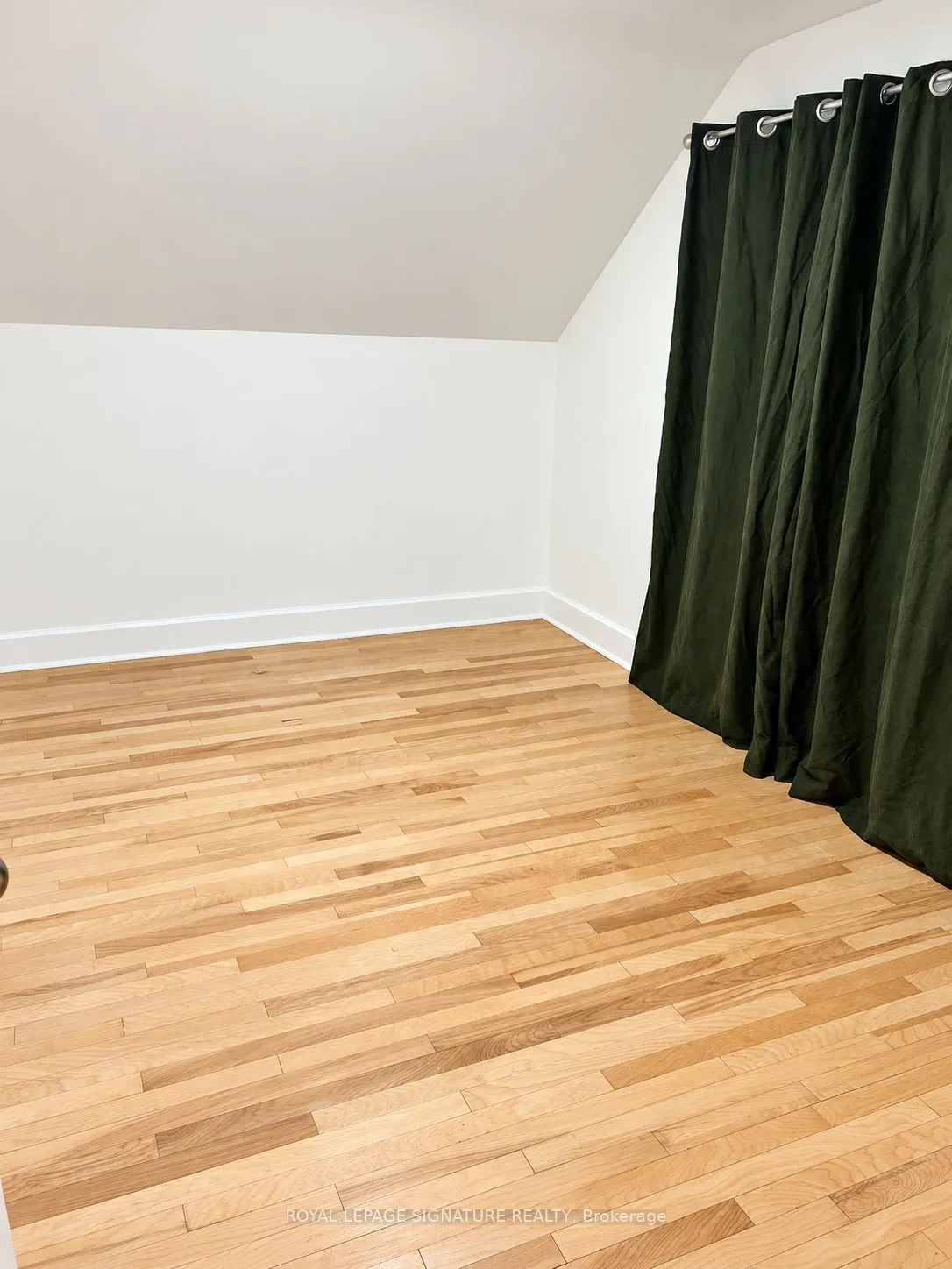 132 Bridgeport Road E #Upper