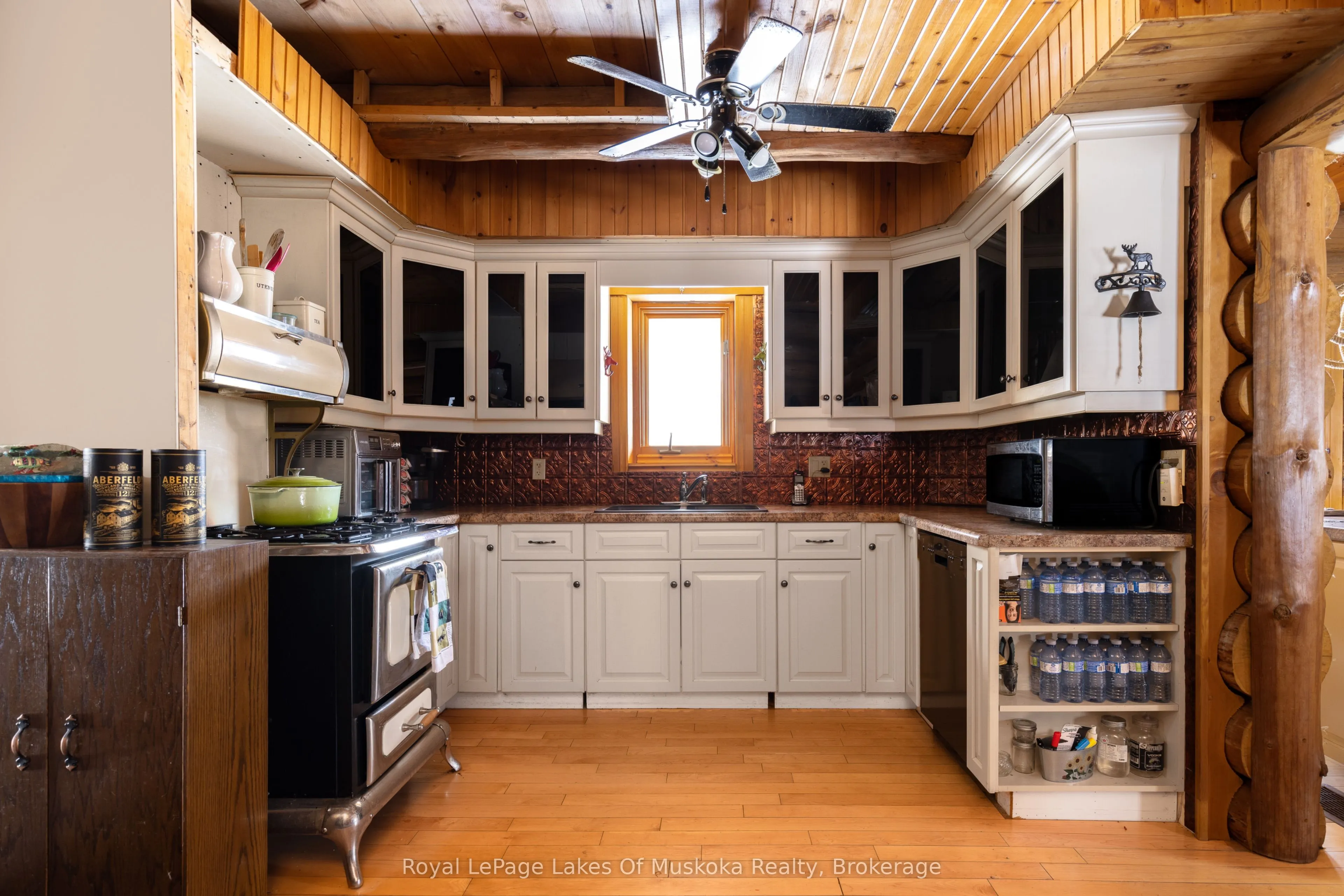 259 Lakeshore Road