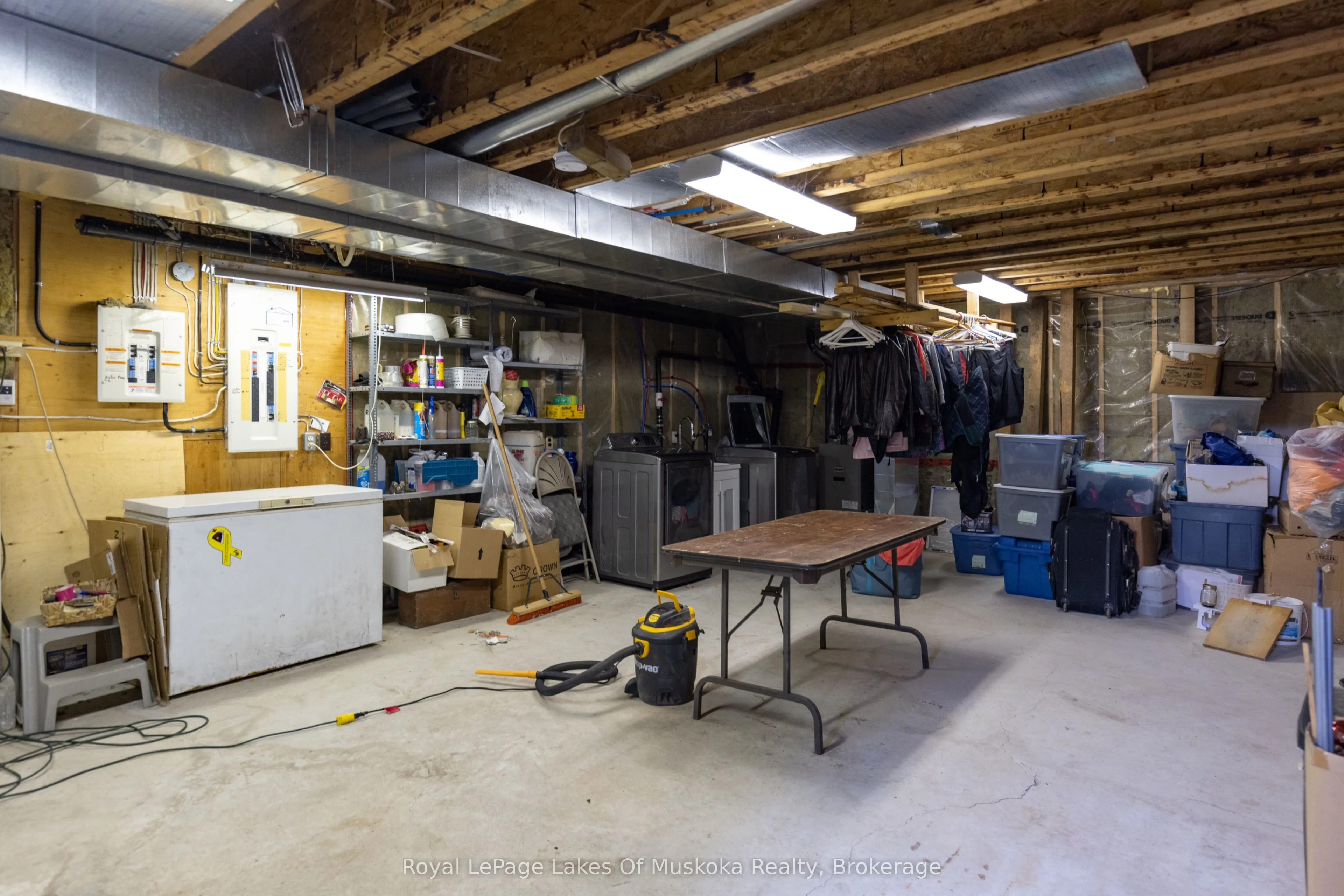 259 Lakeshore Road
