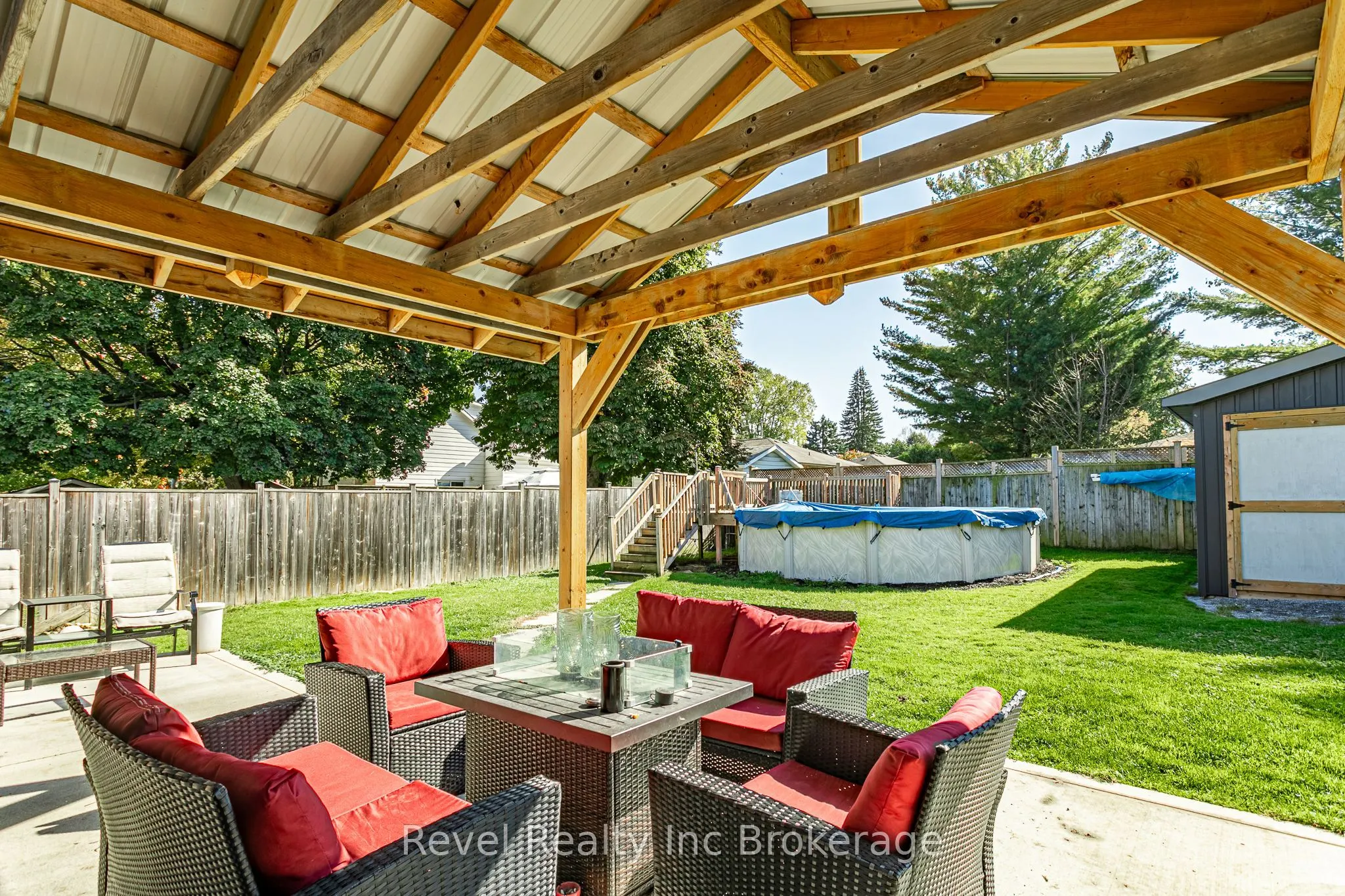 824 DEVONSHIRE Avenue