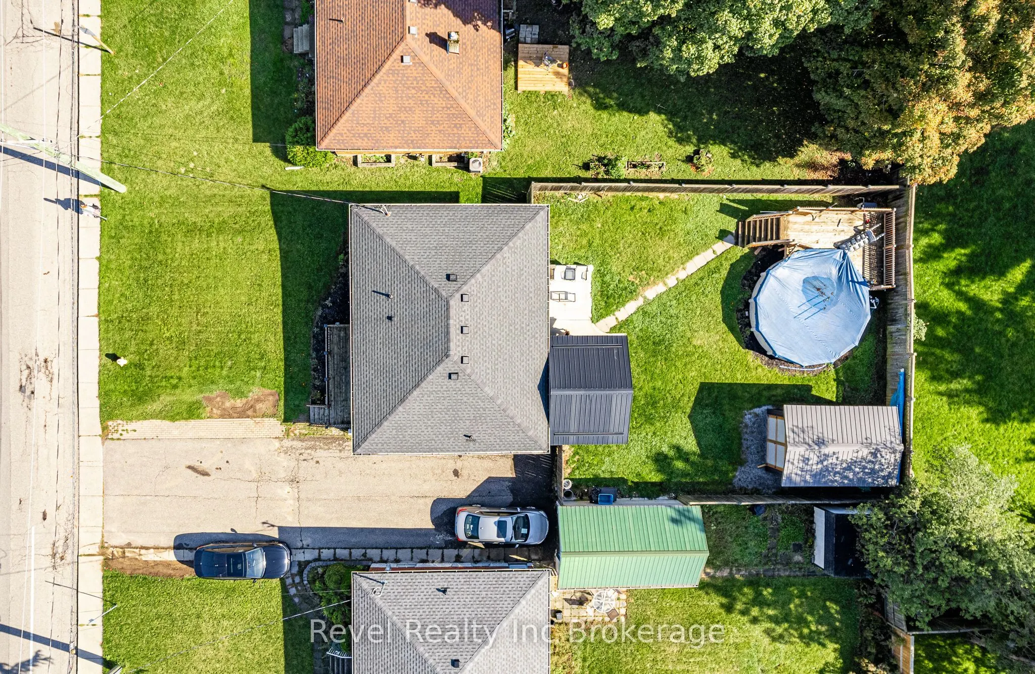 824 DEVONSHIRE Avenue