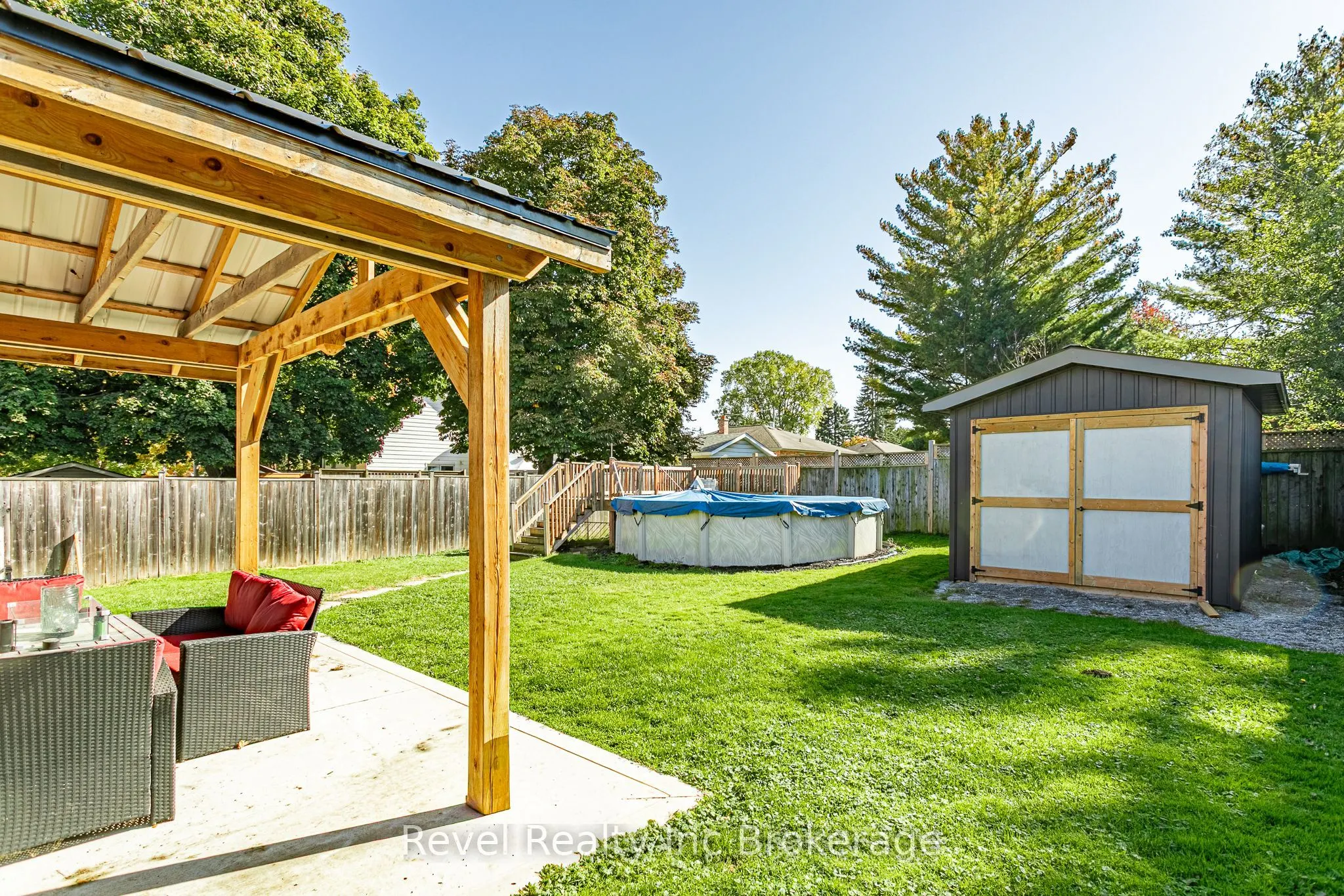 824 DEVONSHIRE Avenue