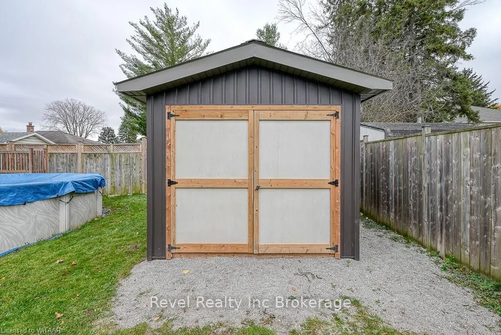 824 DEVONSHIRE Avenue