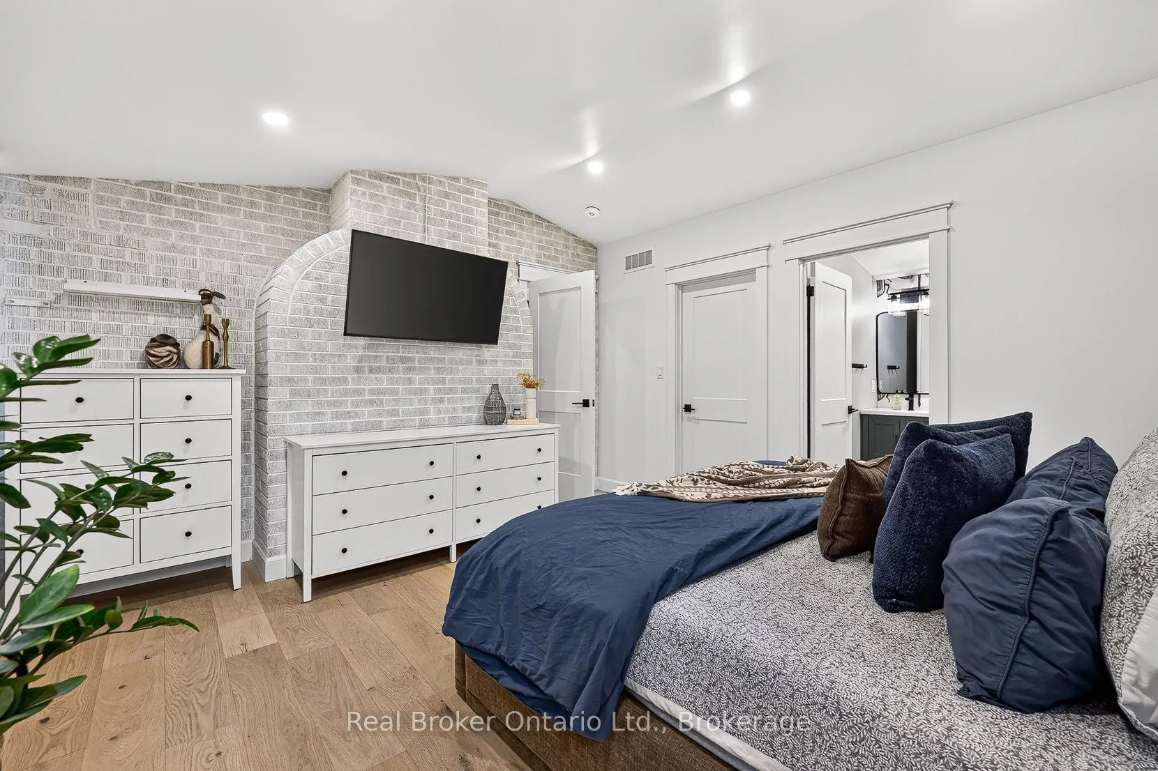 291 Briarhill Road