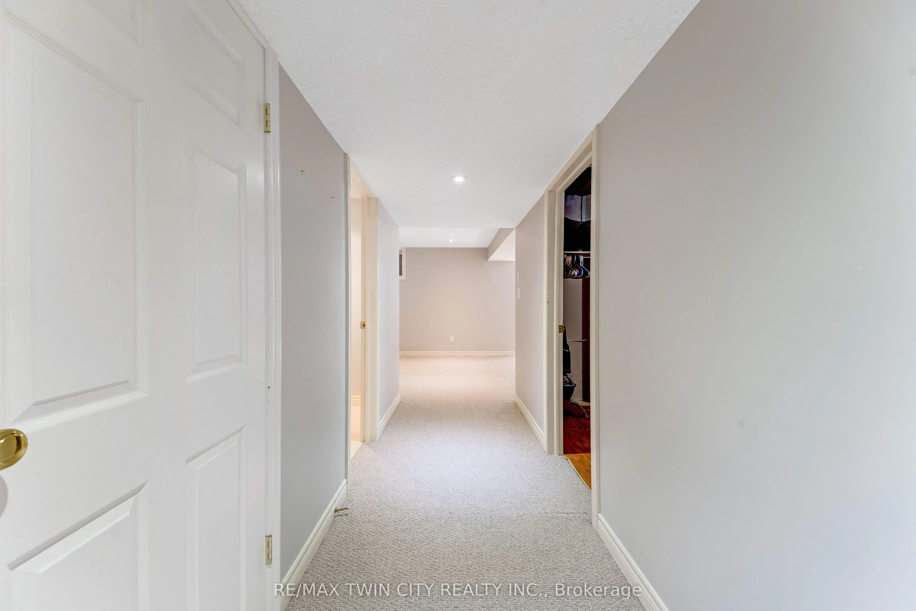 320 Brandenburg Place