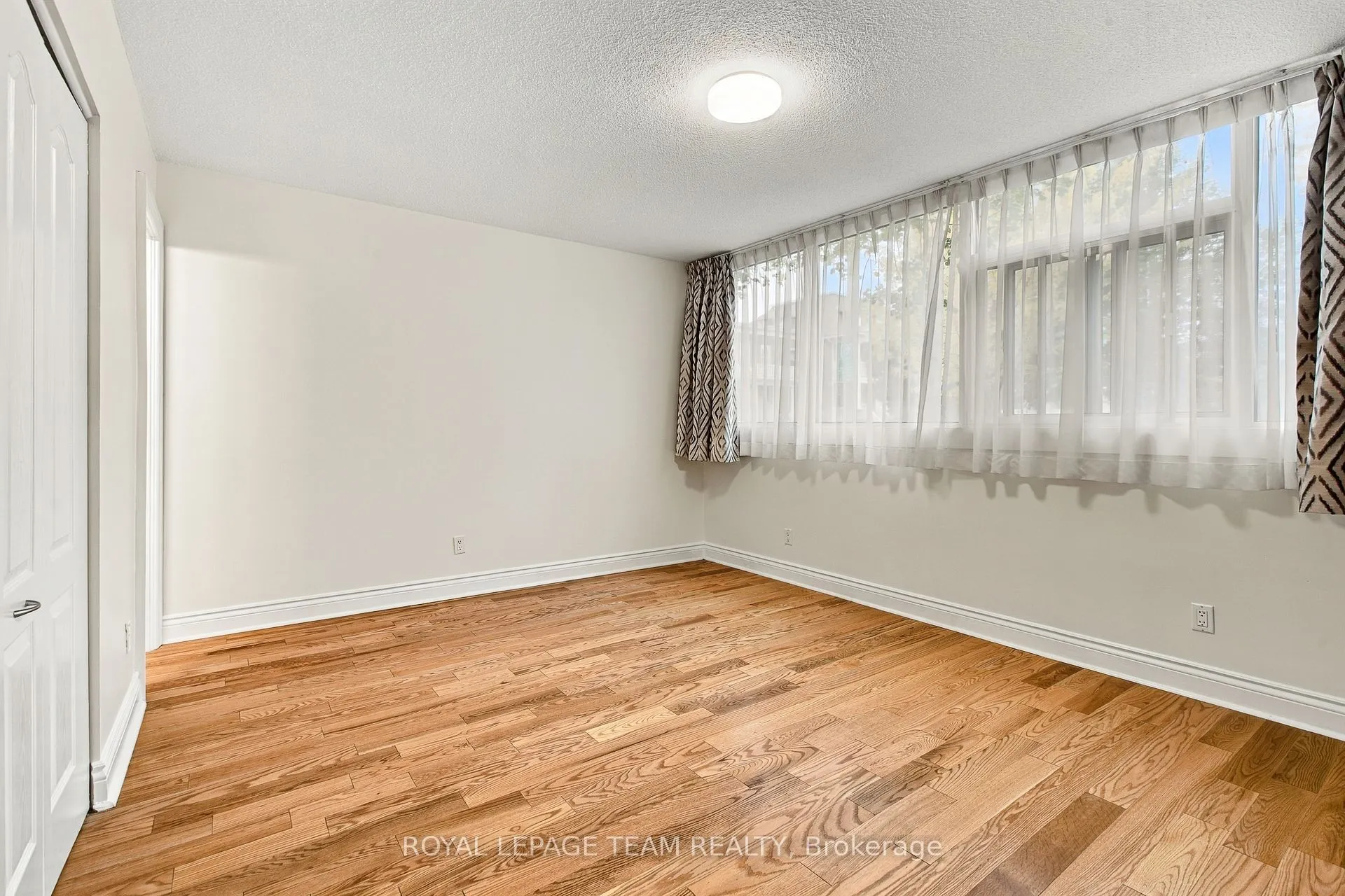 60 McLeod Street #103