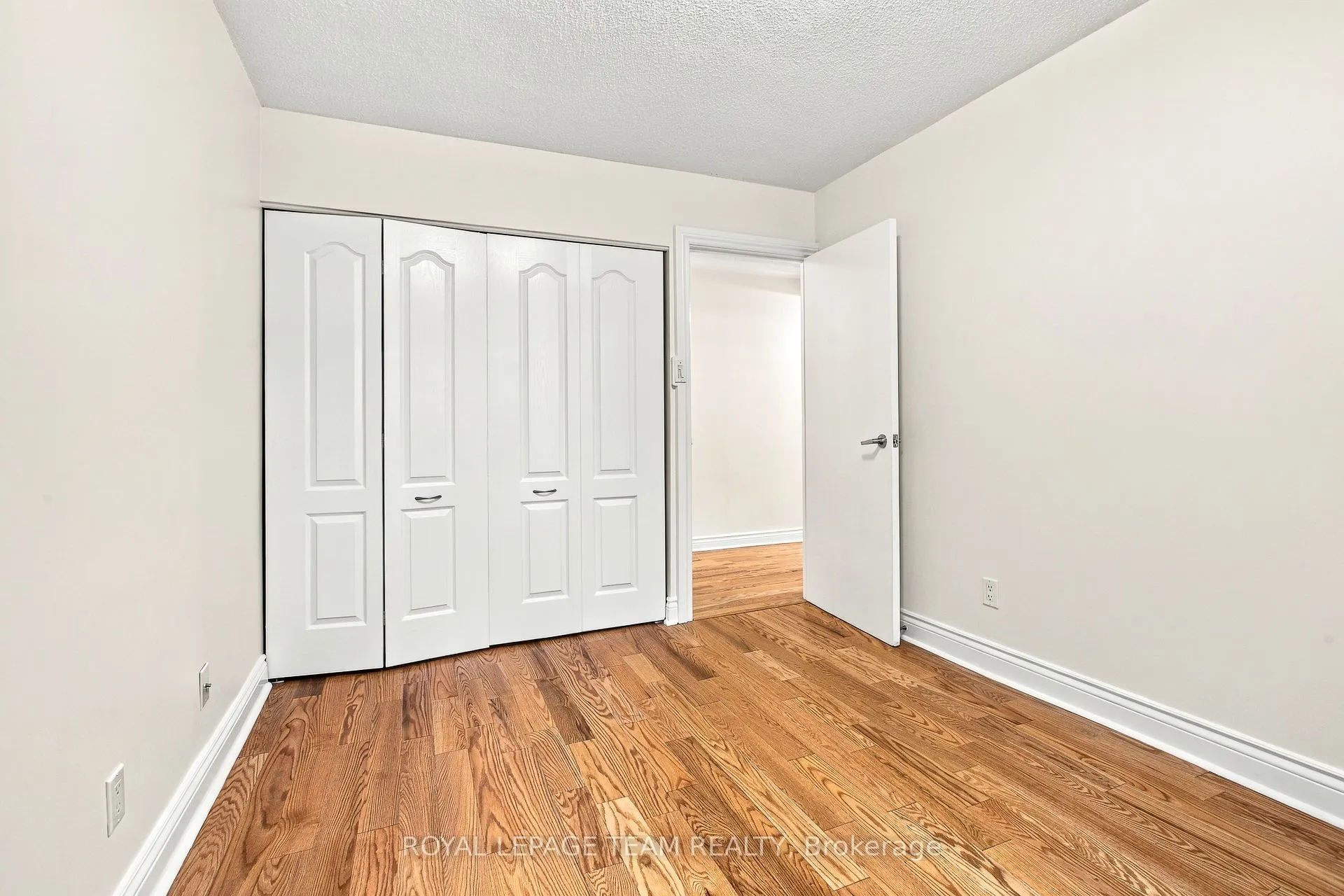 60 McLeod Street #103