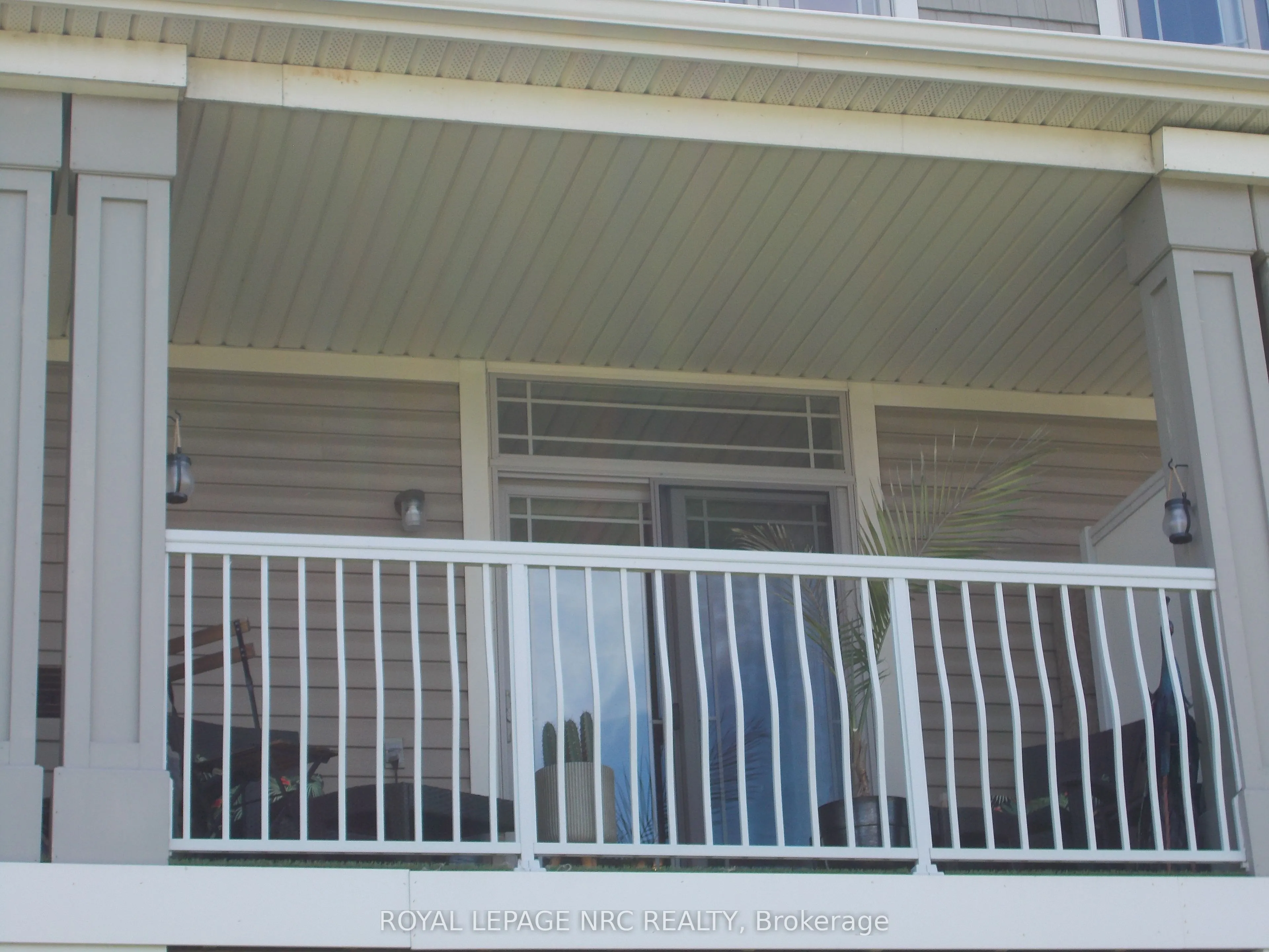 8 Hemlock Way #6