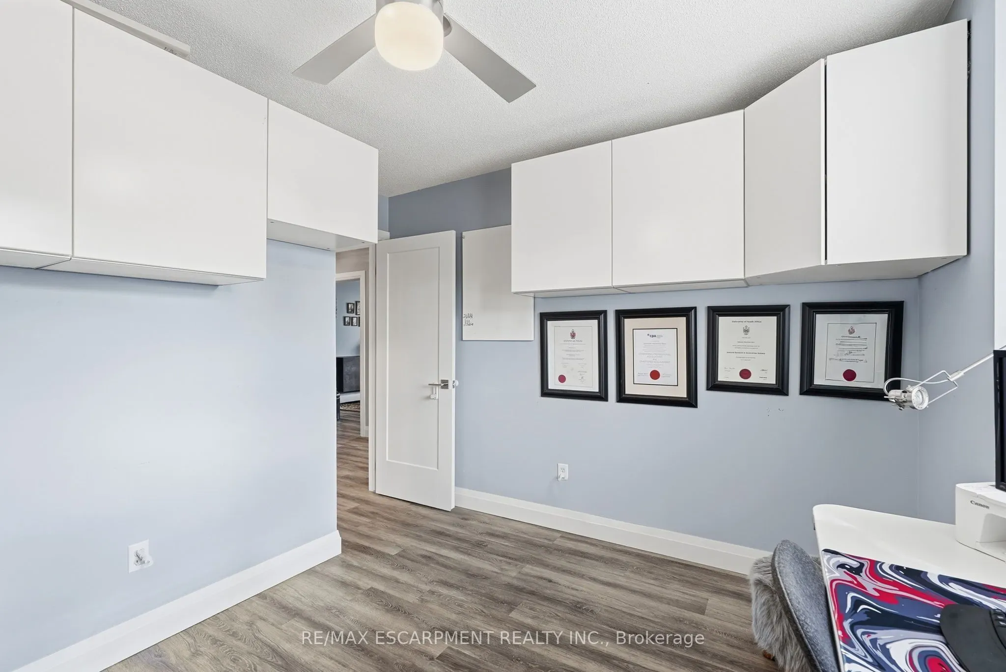 231 PARKSIDE Drive
