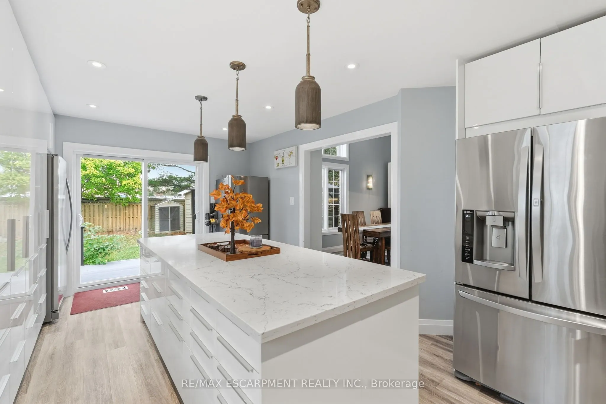 231 PARKSIDE Drive