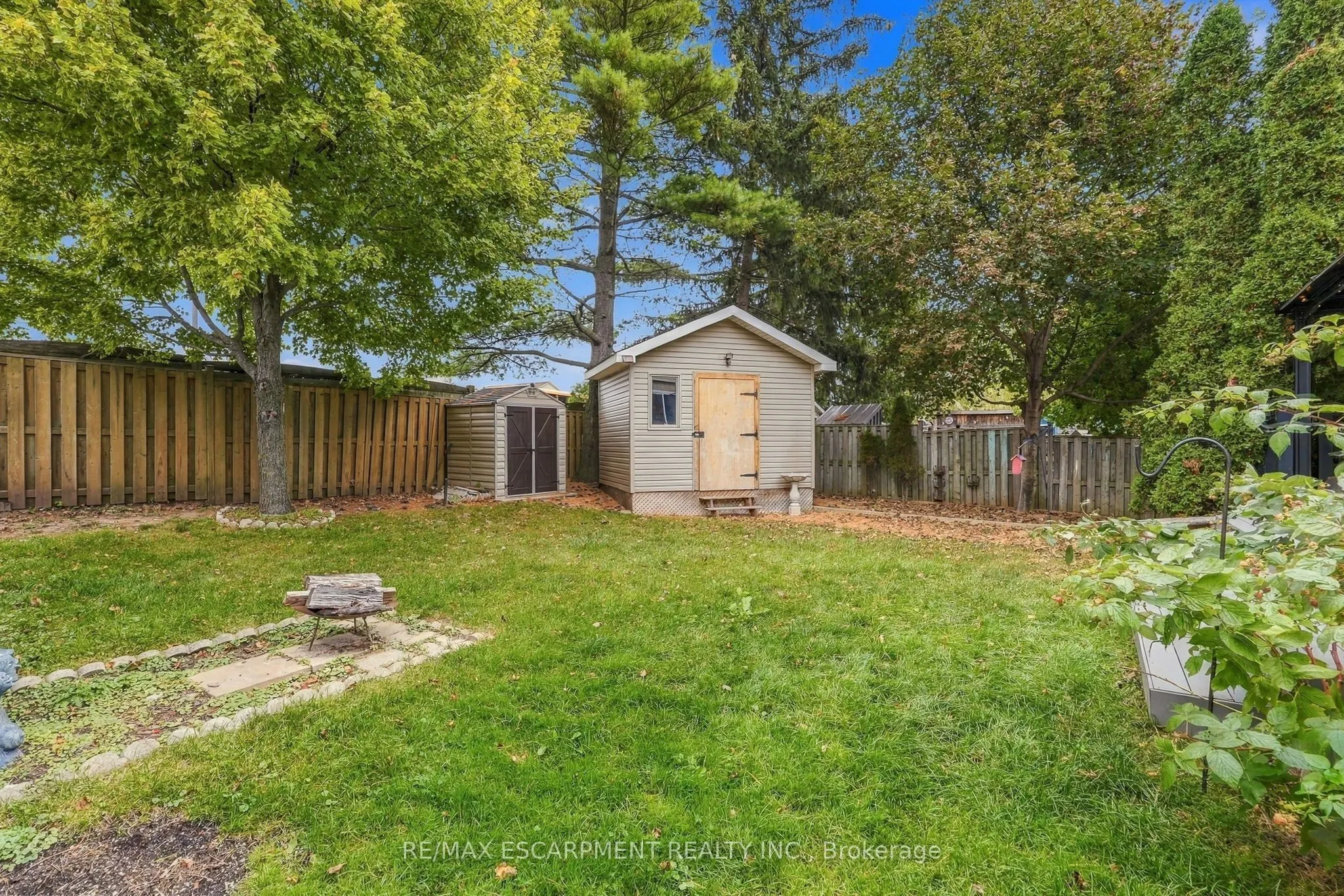 231 PARKSIDE Drive
