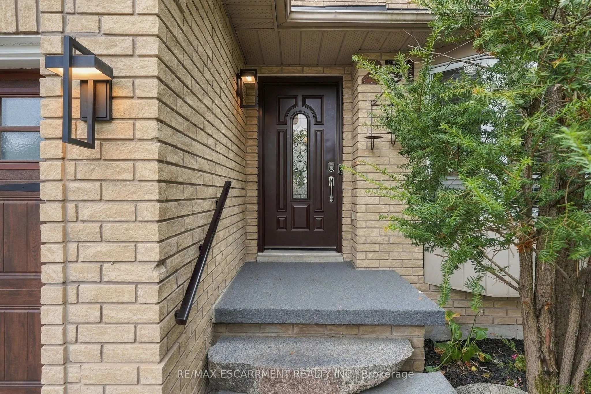 231 PARKSIDE Drive
