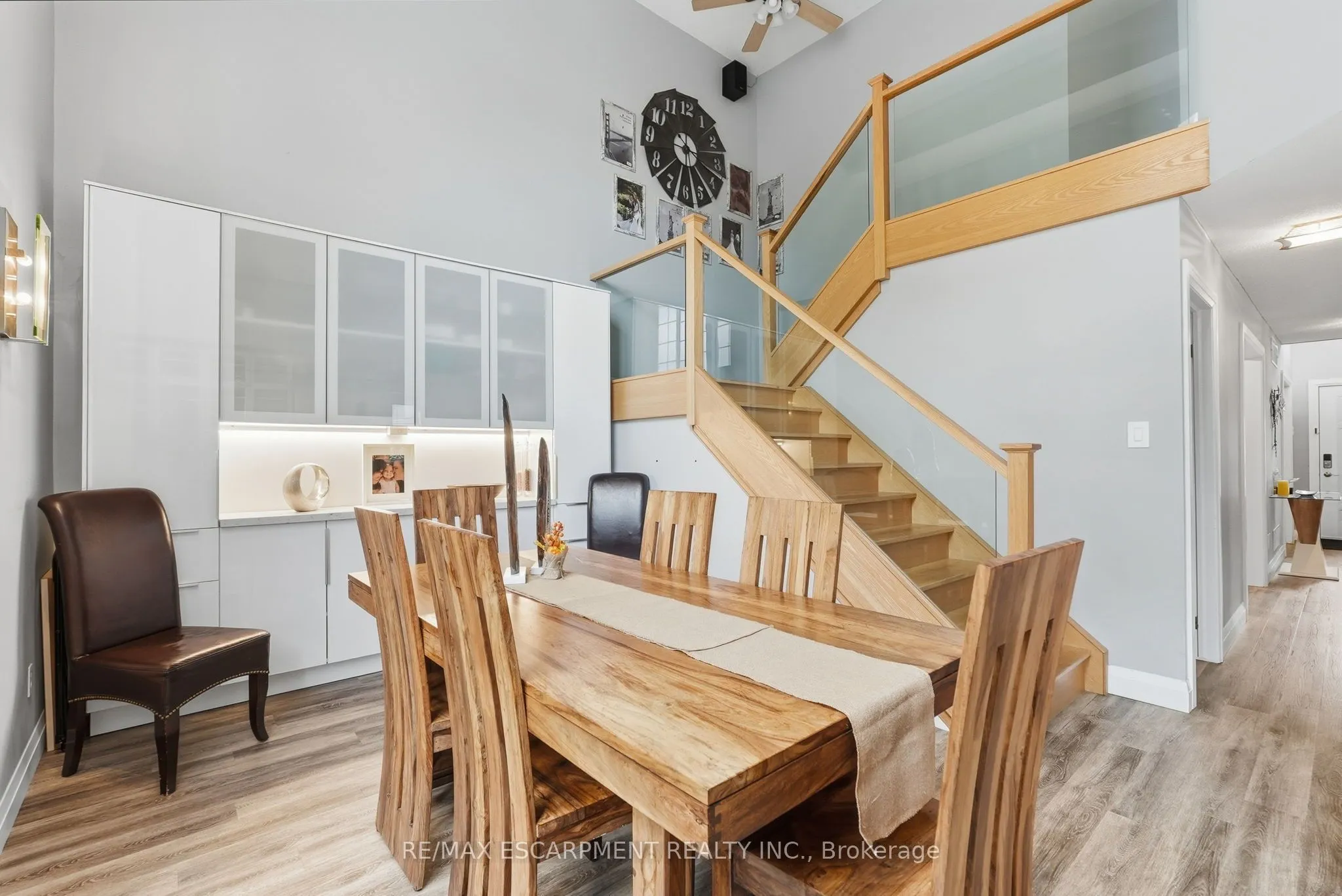 231 PARKSIDE Drive