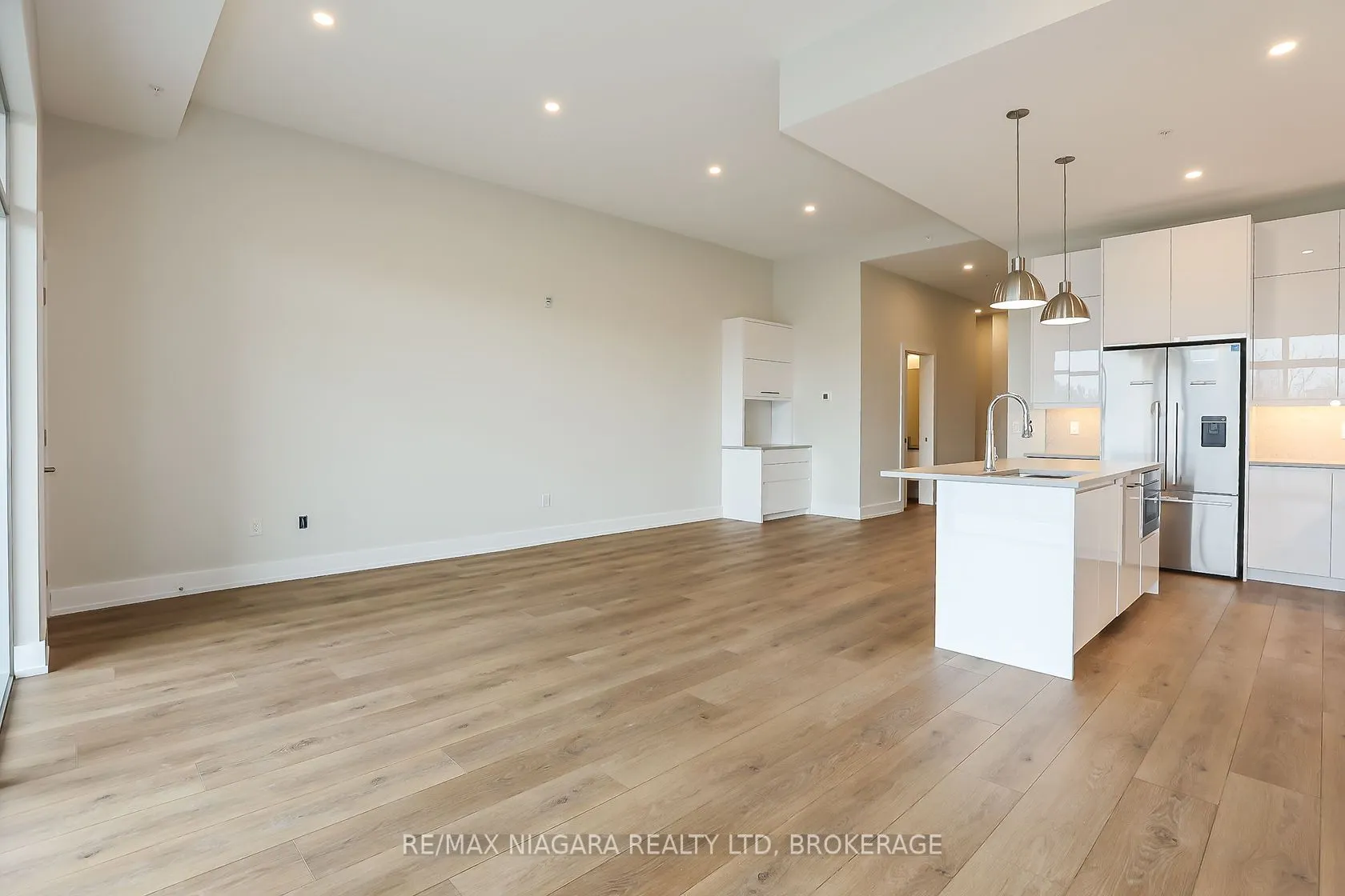 77 Yates Street #505