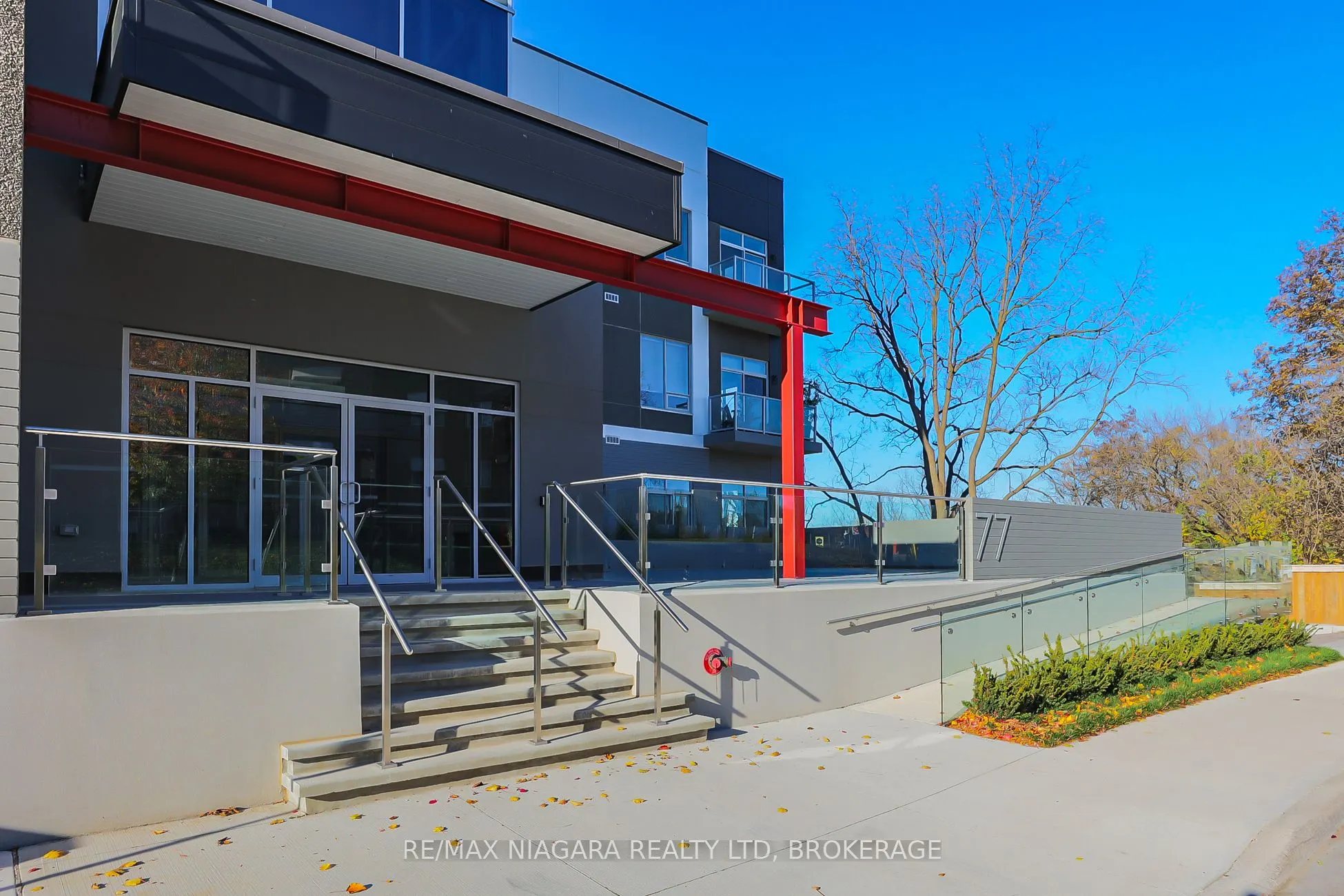 77 Yates Street #505