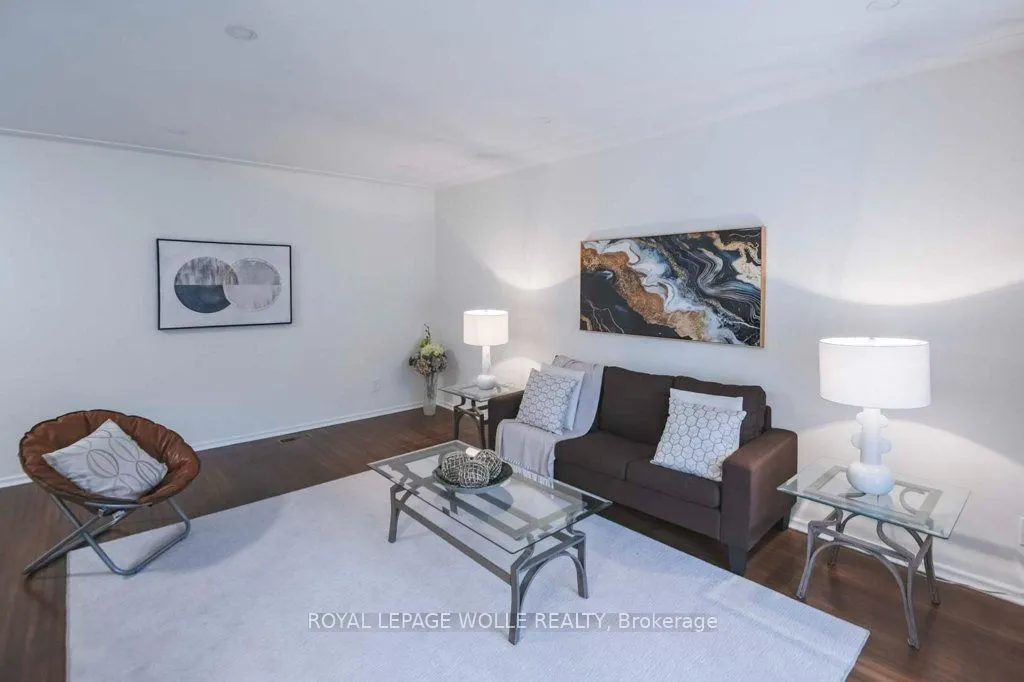 11 Duncairn Avenue