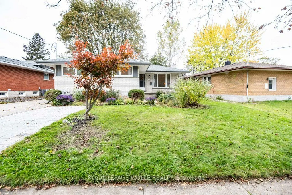 11 Duncairn Avenue