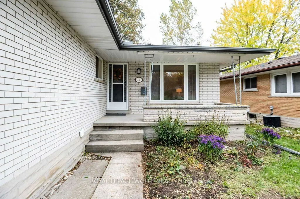 11 Duncairn Avenue