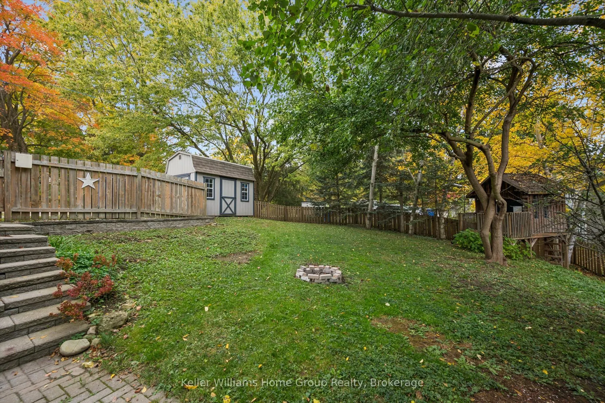 298 Cameron Street N
