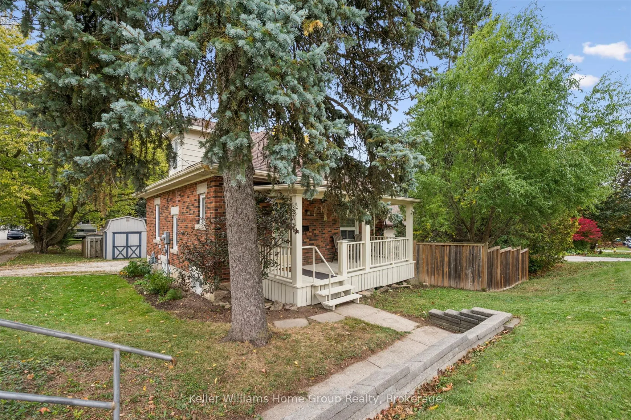 298 Cameron Street N