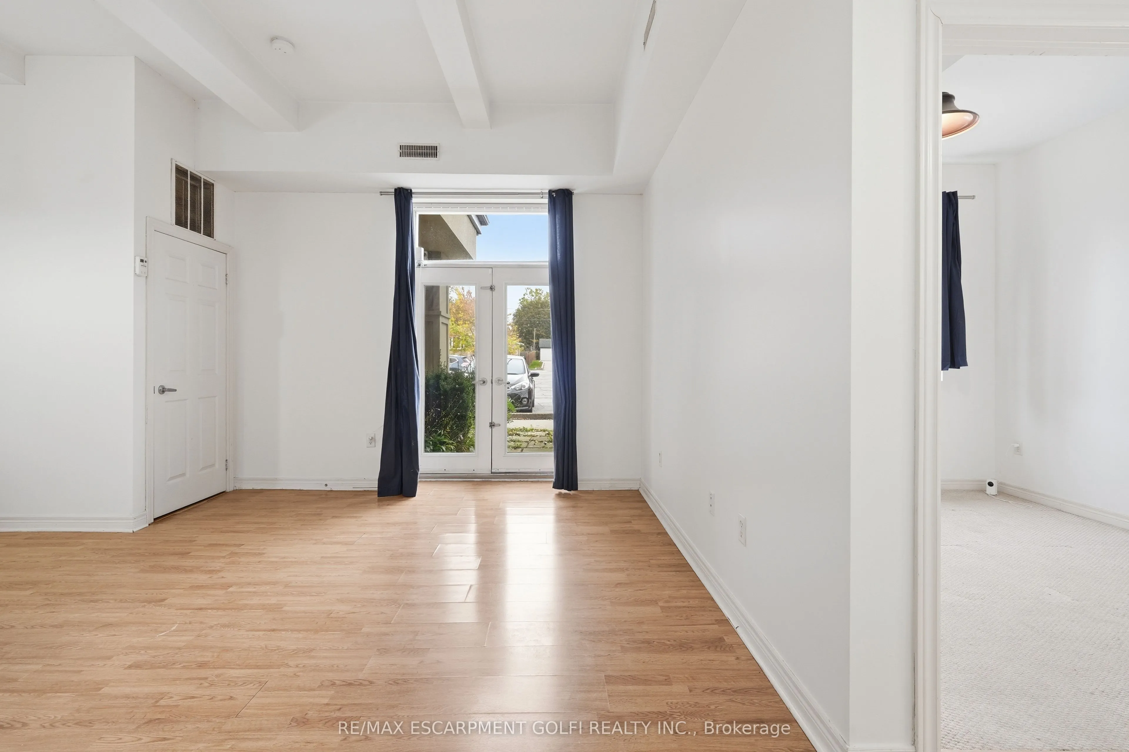 6365 Drummond Road #105
