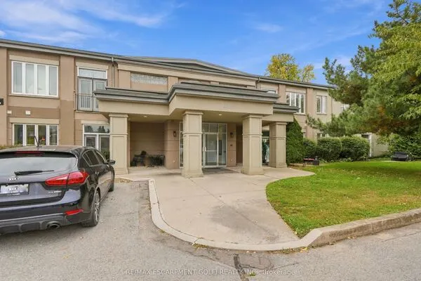 6365 Drummond Road #105