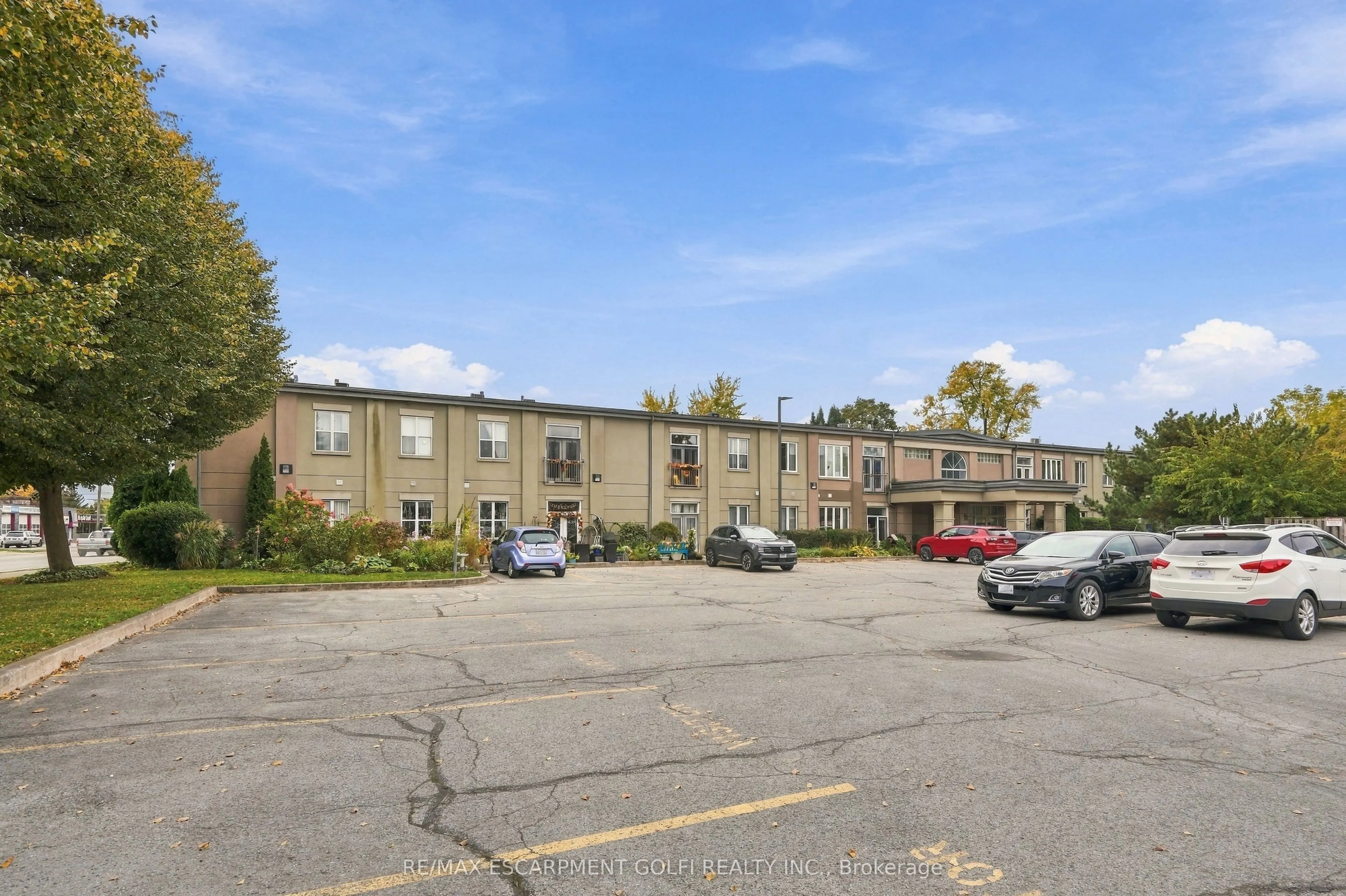 6365 Drummond Road #105